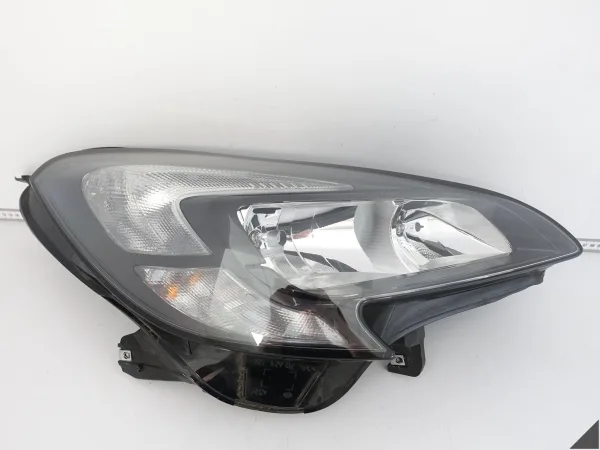 OPEL CORSA E V (5 GENERACJA) 14-19 LAMPA ZWYKŁA HALOGEN PRAWA PRZÓD EUROPA