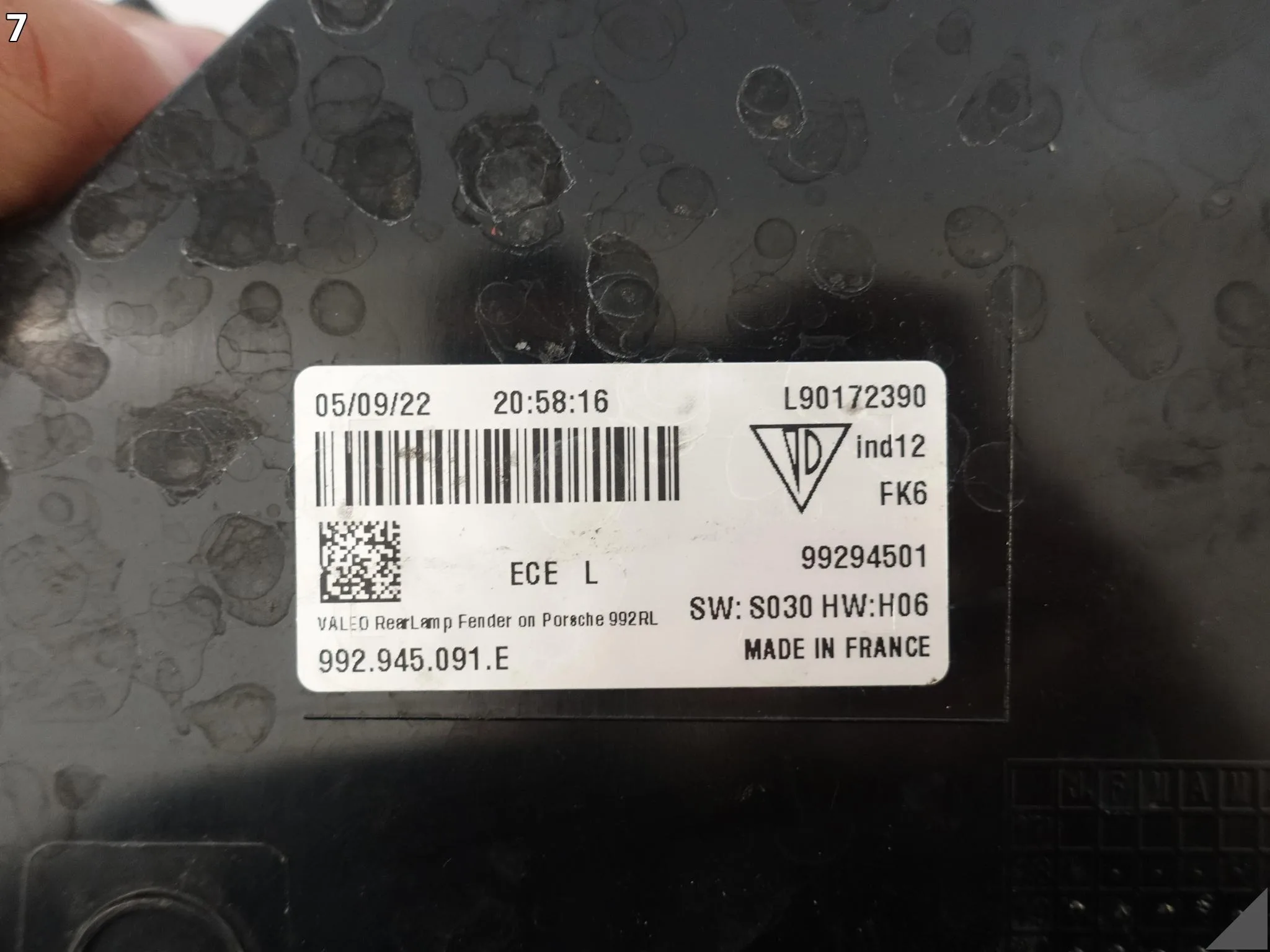 PORSCHE 911 992 19- LAMPA LED W BŁOTNIK LEWA TYŁ EUROPA BASE 992945091E PORSCHE 911 992 19- LAMPA LED W BŁOTNIK LEWA TYŁ EUROPA BASE 992945091E - obrazek 8
