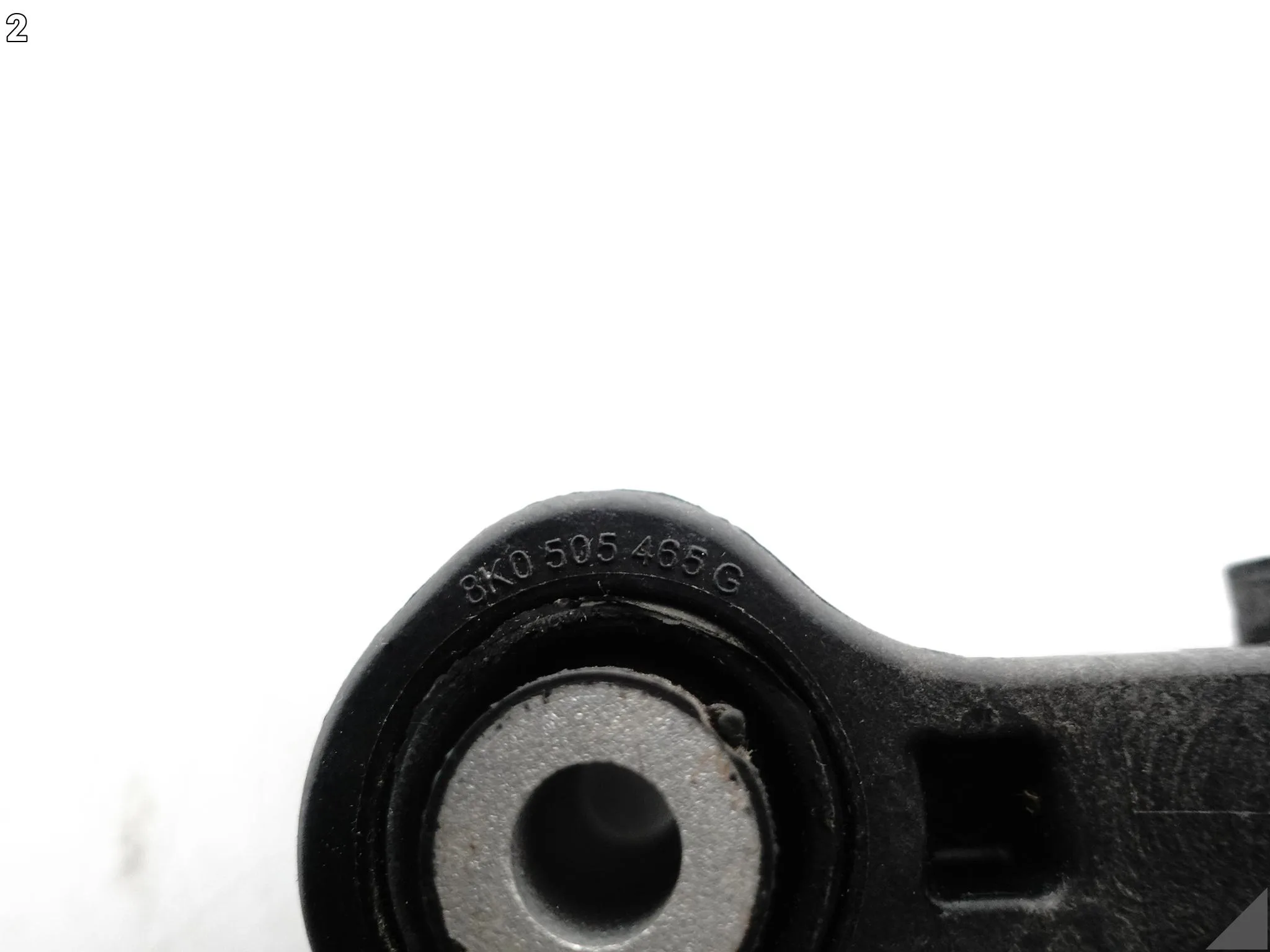 AUDI A5 S5 8T0 A4 8K0 A7 4G8 A6 4G0 ŁĄCZNIK WSPORNIK STABILIZATORA TYŁ L=R AUDI A5 S5 8T0 A4 8K0 A7 4G8 A6 4G0 ŁĄCZNIK WSPORNIK STABILIZATORA TYŁ L=R - obrazek 3