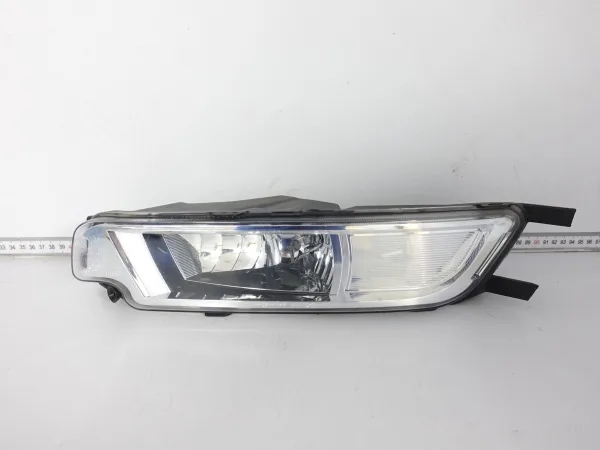 VW PASSAT B8 3G0 14-19 LAMPA HALOGEN PRAWY W ZDERZAK PRZÓD