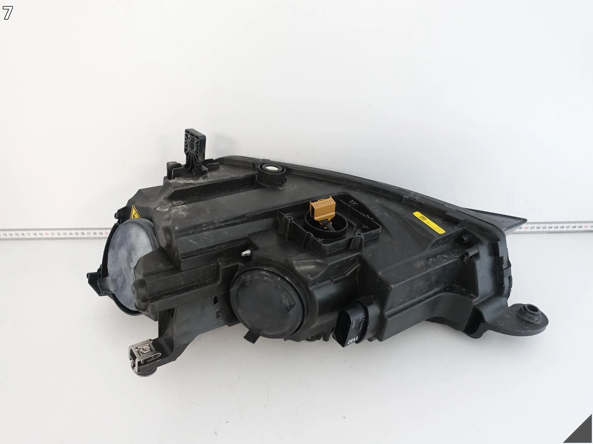AUDI TT TTS 8S0 LIFT 14-23 LAMPA XENON + LED PRAWA PRZÓD EUROPA ŁADNA AUDI TT TTS 8S0 LIFT 14-23 LAMPA XENON + LED PRAWA PRZÓD EUROPA ŁADNA - obrazek 8