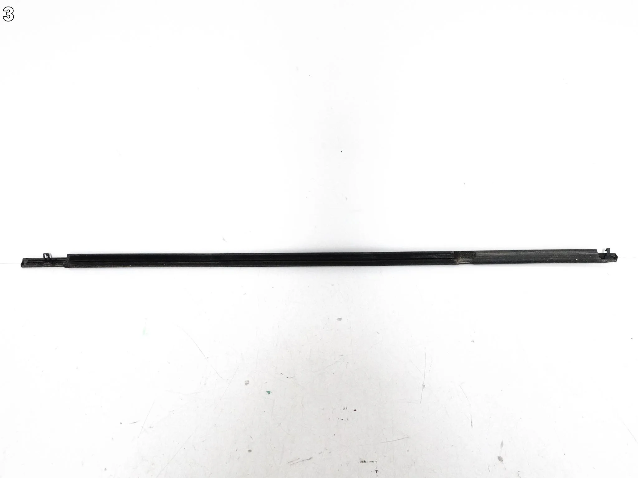 LEXUS RX IV 4 RX450 RX350 15-22 LIFT LISTWA ZGARNIAJĄCA SZYBY PRAWA PRZÓD LEXUS RX IV 4 RX450 RX350 15-22 LIFT LISTWA ZGARNIAJĄCA SZYBY PRAWA PRZÓD - obrazek 4