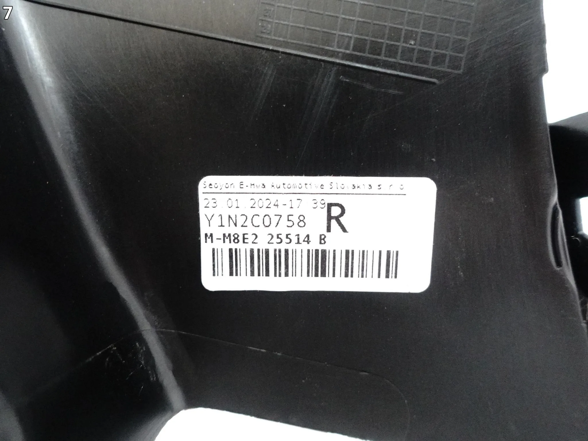 LAND ROVER RANGE ROVER L460 V 22- USZCZELKA LISTWA RAMKA OKNA TYŁ PRAWA LAND ROVER RANGE ROVER L460 V 22- USZCZELKA LISTWA RAMKA OKNA TYŁ PRAWA - obrazek 8