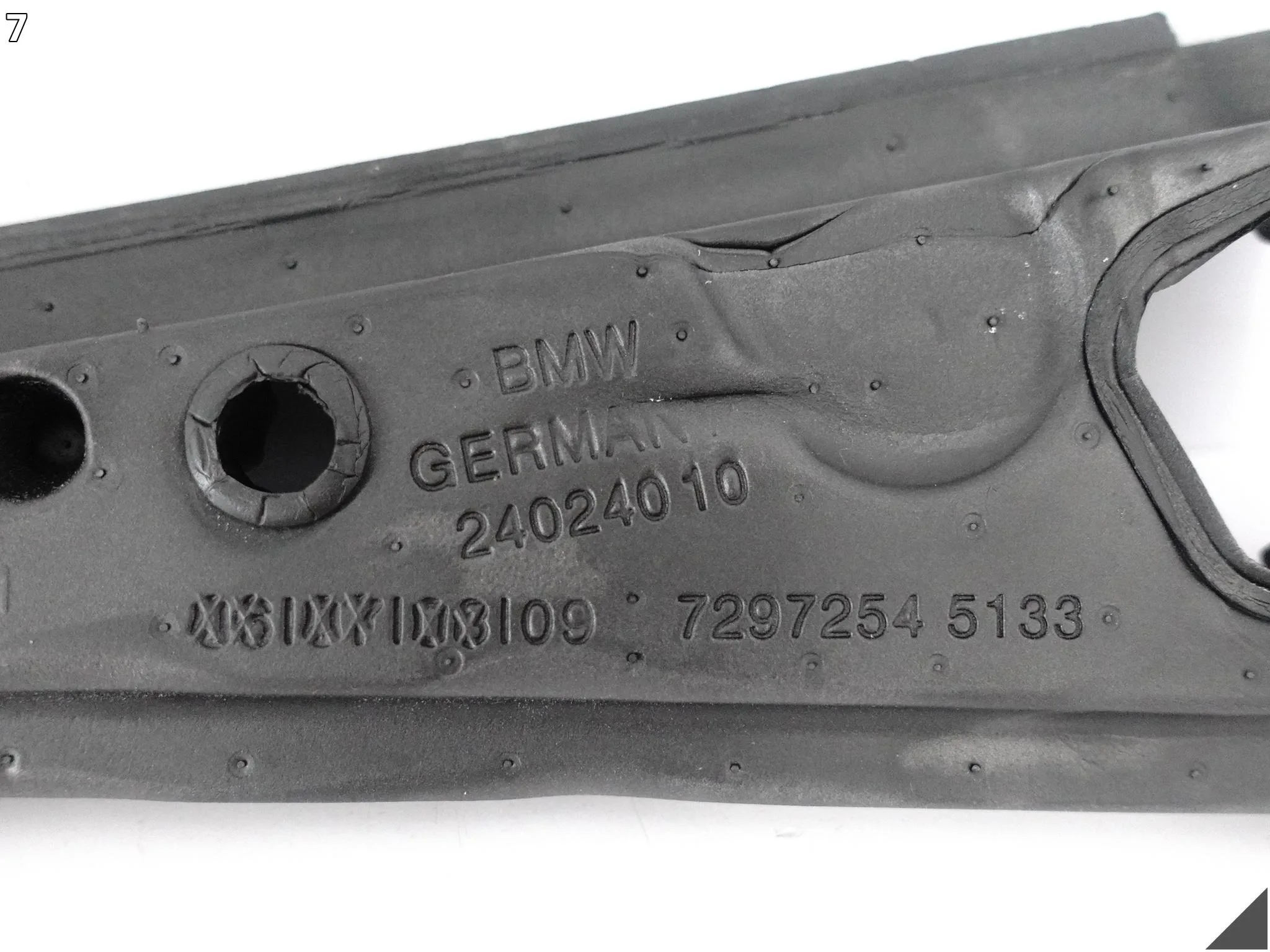 BMW 2 F45 LIFT LCI 18-22 USZCZELKA WYGŁUSZENIE PIANKA LUSTERKA PRAWEGO BMW 2 F45 LIFT LCI 18-22 USZCZELKA WYGŁUSZENIE PIANKA LUSTERKA PRAWEGO - obrazek 8