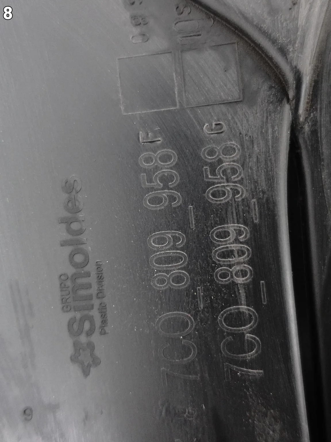 VW CRAFTER E-CRAFTER II 2 7C0 16- NADKOLE OSŁONA WNĘKA KOŁA PRAWE PRZÓD VW CRAFTER E-CRAFTER II 2 7C0 16- NADKOLE OSŁONA WNĘKA KOŁA PRAWE PRZÓD - obrazek 9