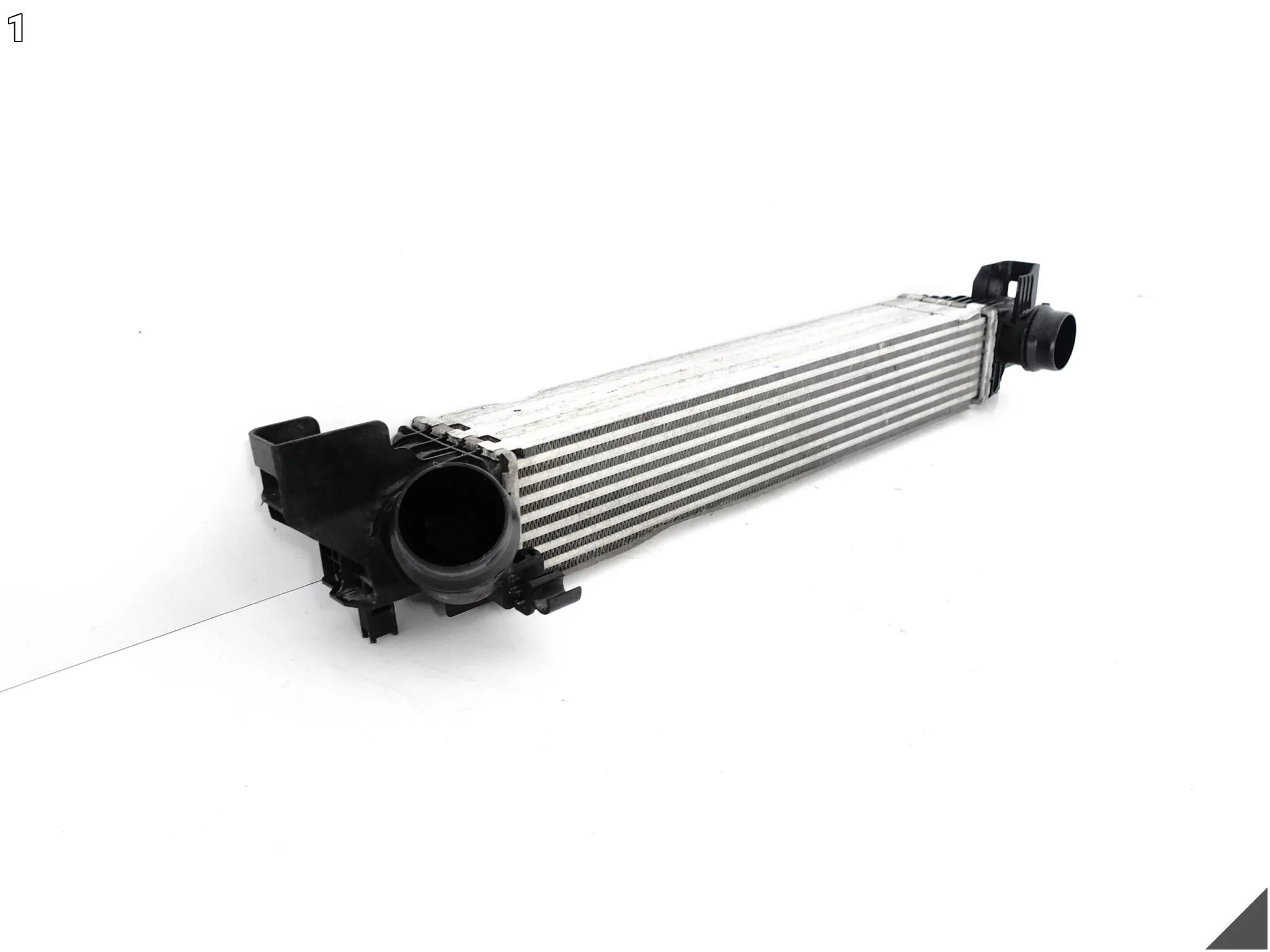 BMW 2 ACTIVE TOURER F45 X1 F48 X2 F39 MINI F60 INTERCOOLER CHŁODNICA PRZÓD BMW 2 ACTIVE TOURER F45 X1 F48 X2 F39 MINI F60 INTERCOOLER CHŁODNICA PRZÓD - obrazek 2
