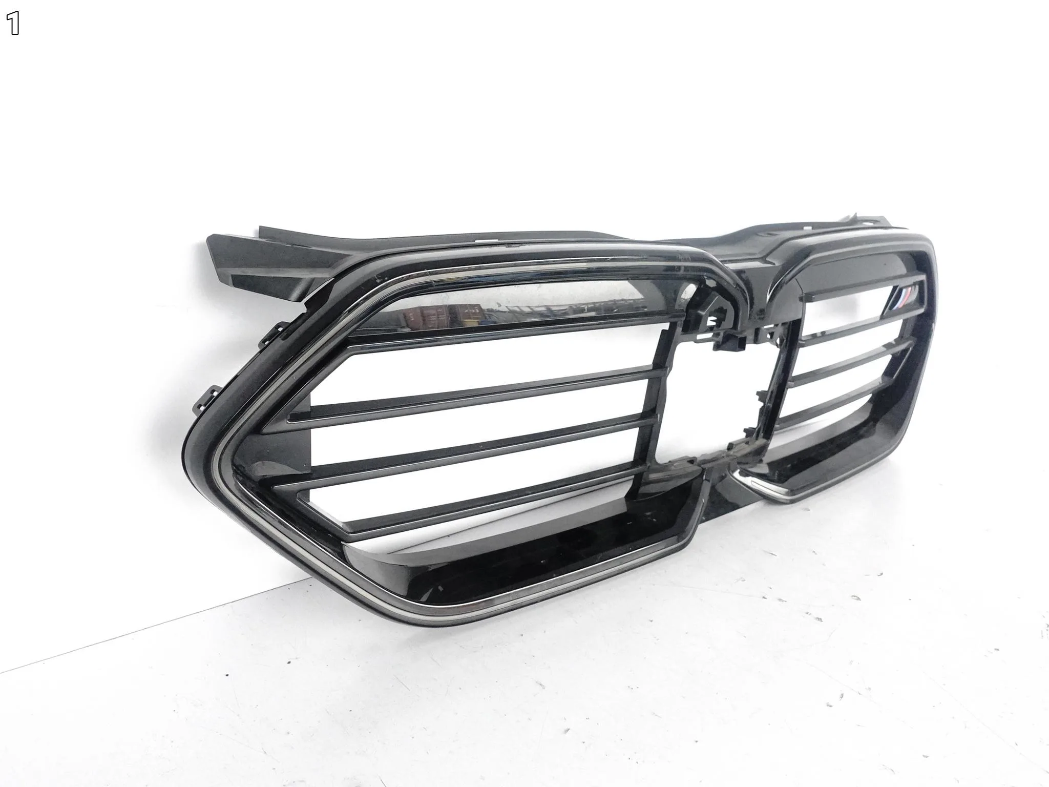 BMW X2 M X2M II U10 M35i 23- GRILL ATRAPA KRATKA RAMKA LED W ZDERZAK PRZÓD BMW X2 M X2M II U10 M35i 23- GRILL ATRAPA KRATKA RAMKA LED W ZDERZAK PRZÓD - obrazek 2