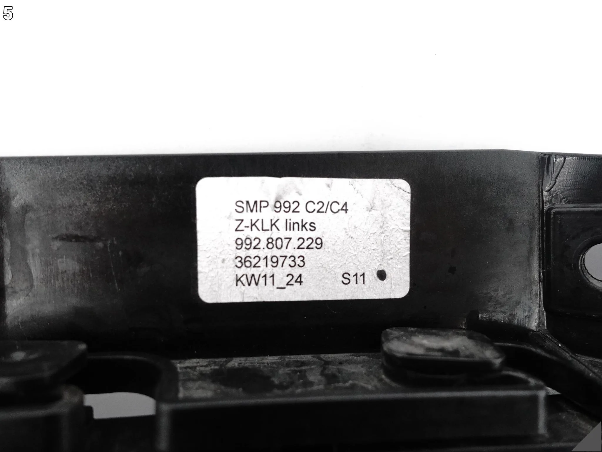 PORSCHE 992 20- ZDERZAK KRATKA ŻALUZJA KIEROWNICA POWIETRZA WLOT LEWA PRZÓD PORSCHE 992 20- ZDERZAK KRATKA ŻALUZJA KIEROWNICA POWIETRZA WLOT LEWA PRZÓD - obrazek 6