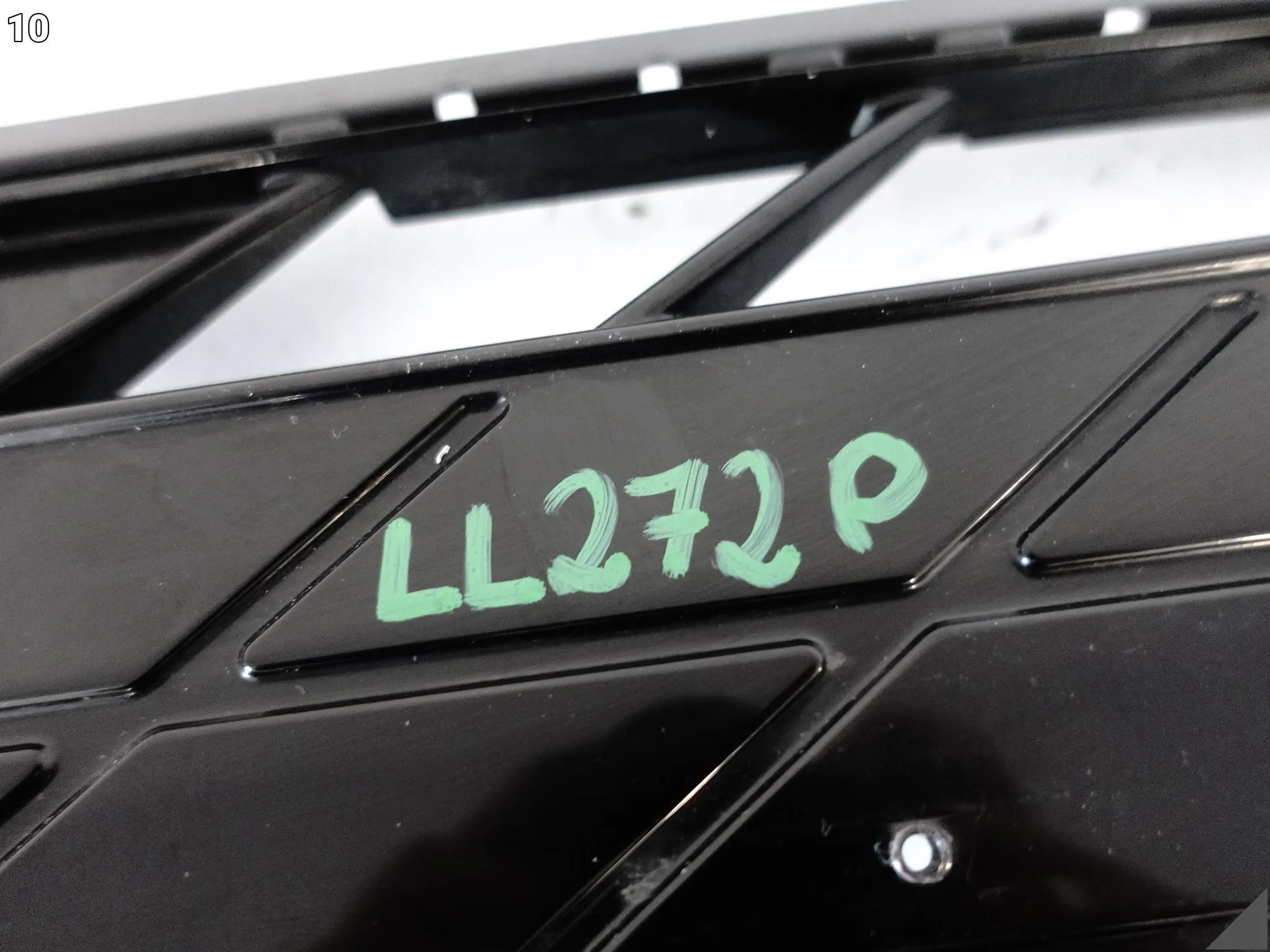 CUPRA ATECA 575 LIFT 20- GRILL ATRAPA KRATKA WLOT W ZDERZAK PRZÓD PDC CUPRA ATECA 575 LIFT 20- GRILL ATRAPA KRATKA WLOT W ZDERZAK PRZÓD PDC - obrazek 11