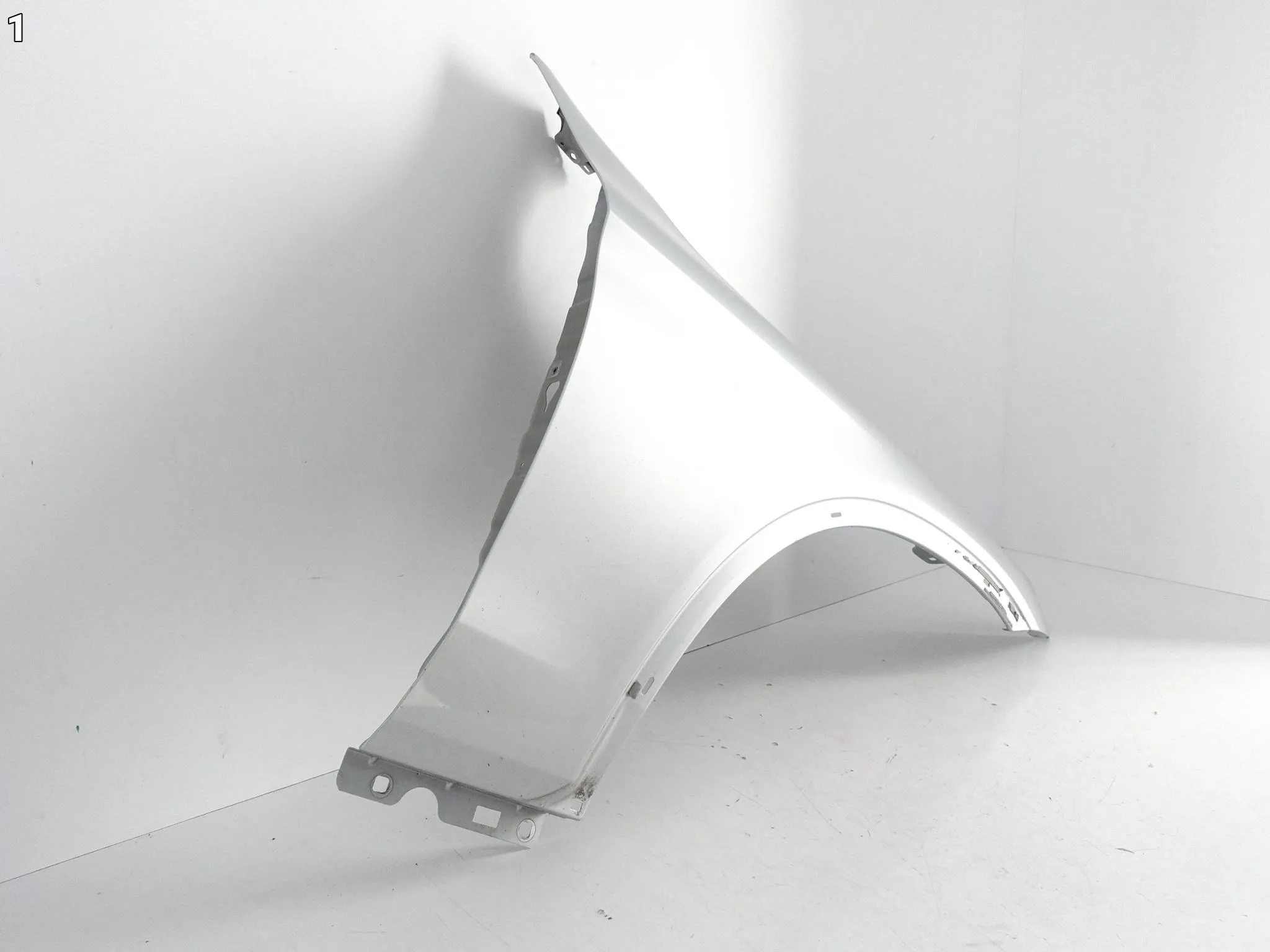 MERCEDES GLC X253 C253 15-22 LIFT MOPF BŁOTNIK FENDER PRAWY PRZÓD B.ŁADNY MERCEDES GLC X253 C253 15-22 LIFT MOPF BŁOTNIK FENDER PRAWY PRZÓD B.ŁADNY - obrazek 2