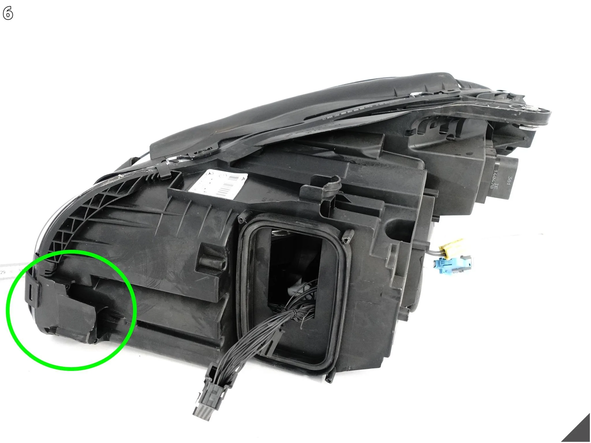 MERCEDES CLS C218 X218 W218 10-14 LAMPA FULL LED HIGH PERFORMANCE PRAWA UK MERCEDES CLS C218 X218 W218 10-14 LAMPA FULL LED HIGH PERFORMANCE PRAWA UK - obrazek 7
