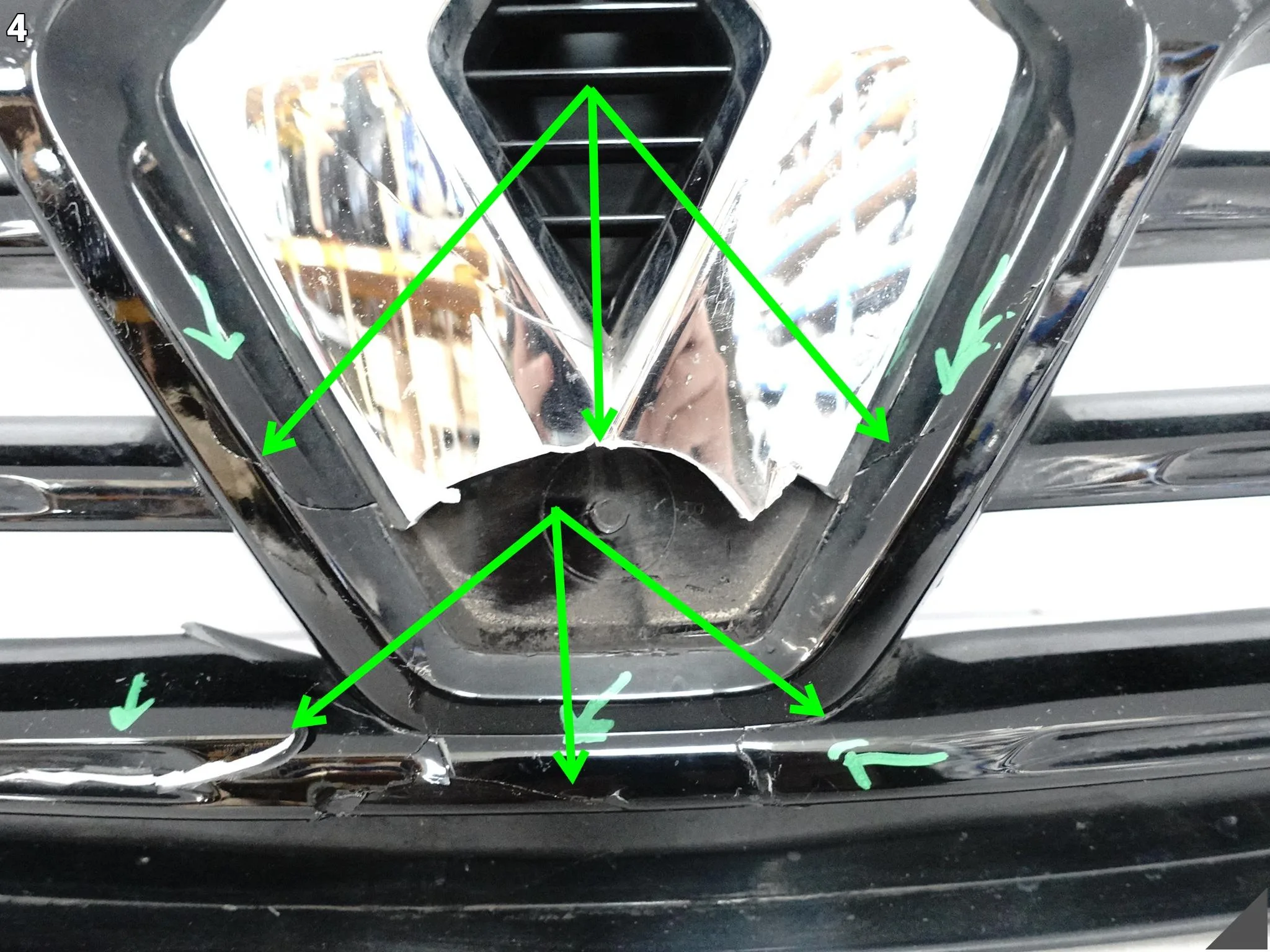 RENAULT MEGANE IV 4 16-20 ATRAPA GRILL W ZDERZAK PRZÓD 622562805R RENAULT MEGANE IV 4 16-20 ATRAPA GRILL W ZDERZAK PRZÓD 622562805R - obrazek 5