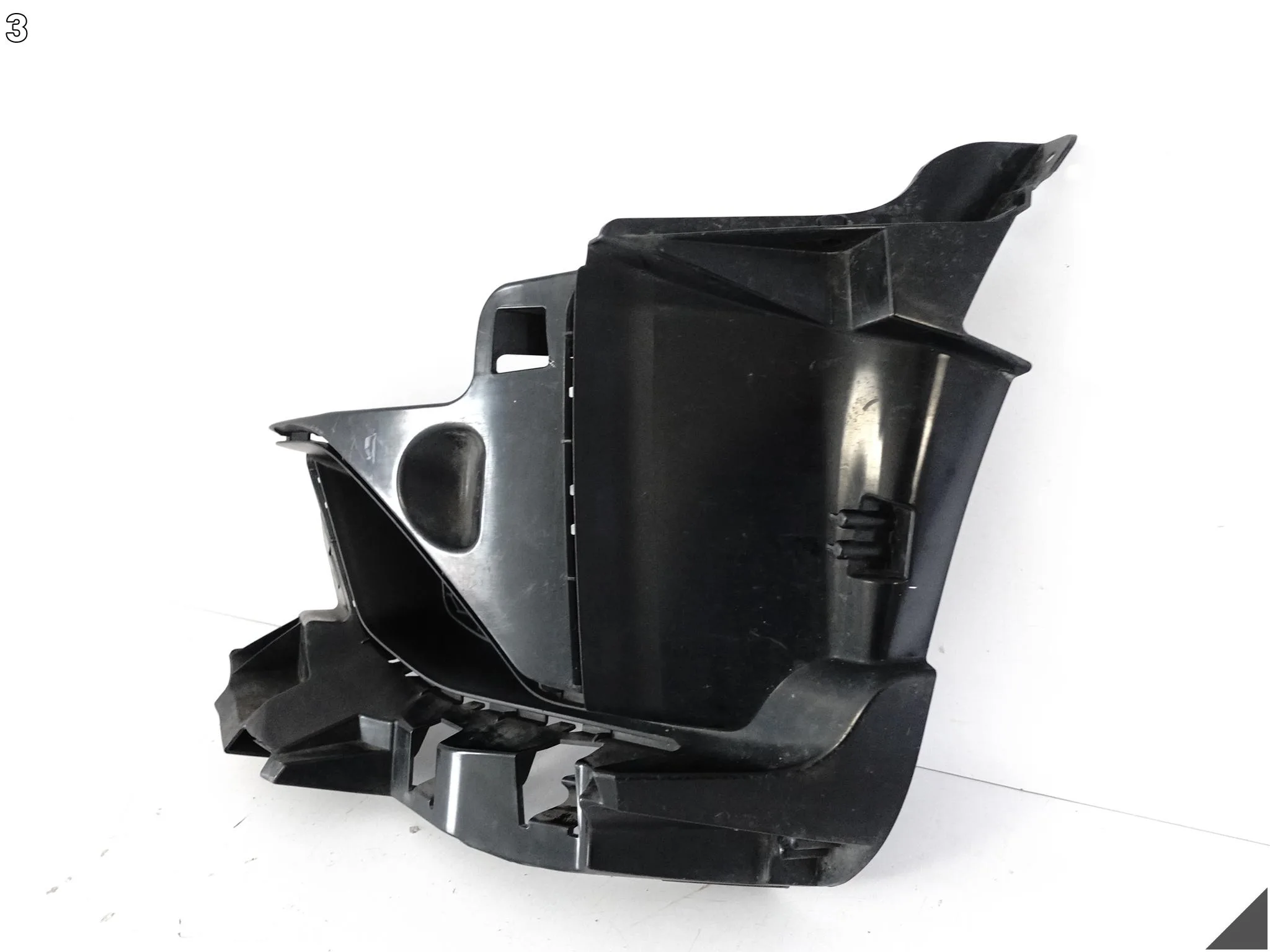 BMW M2 F87 13-21 KRATKA ATRAPA WLOT ŚLIZG MOCOWANIE W ZDERZAK LEWA PRZÓD BMW M2 F87 13-21 KRATKA ATRAPA WLOT ŚLIZG MOCOWANIE W ZDERZAK LEWA PRZÓD - obrazek 4