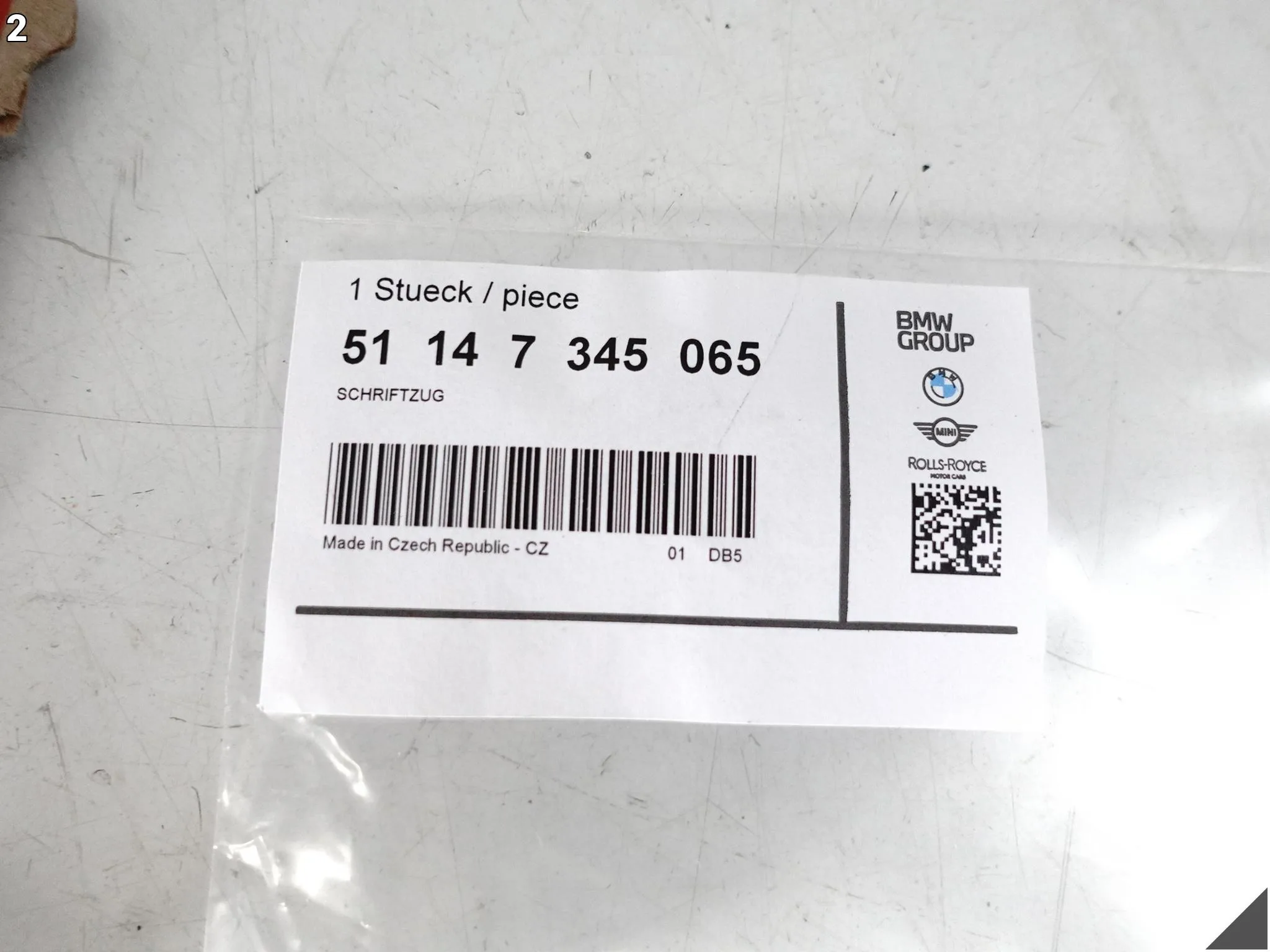 BMW X5 F15 X6 F16 NAPIS LOGO ZNACZEK NA KLAPĘ BAGAŻNIKA TYŁ XDRIVE 40d BMW X5 F15 X6 F16 NAPIS LOGO ZNACZEK NA KLAPĘ BAGAŻNIKA TYŁ XDRIVE 40d - obrazek 3