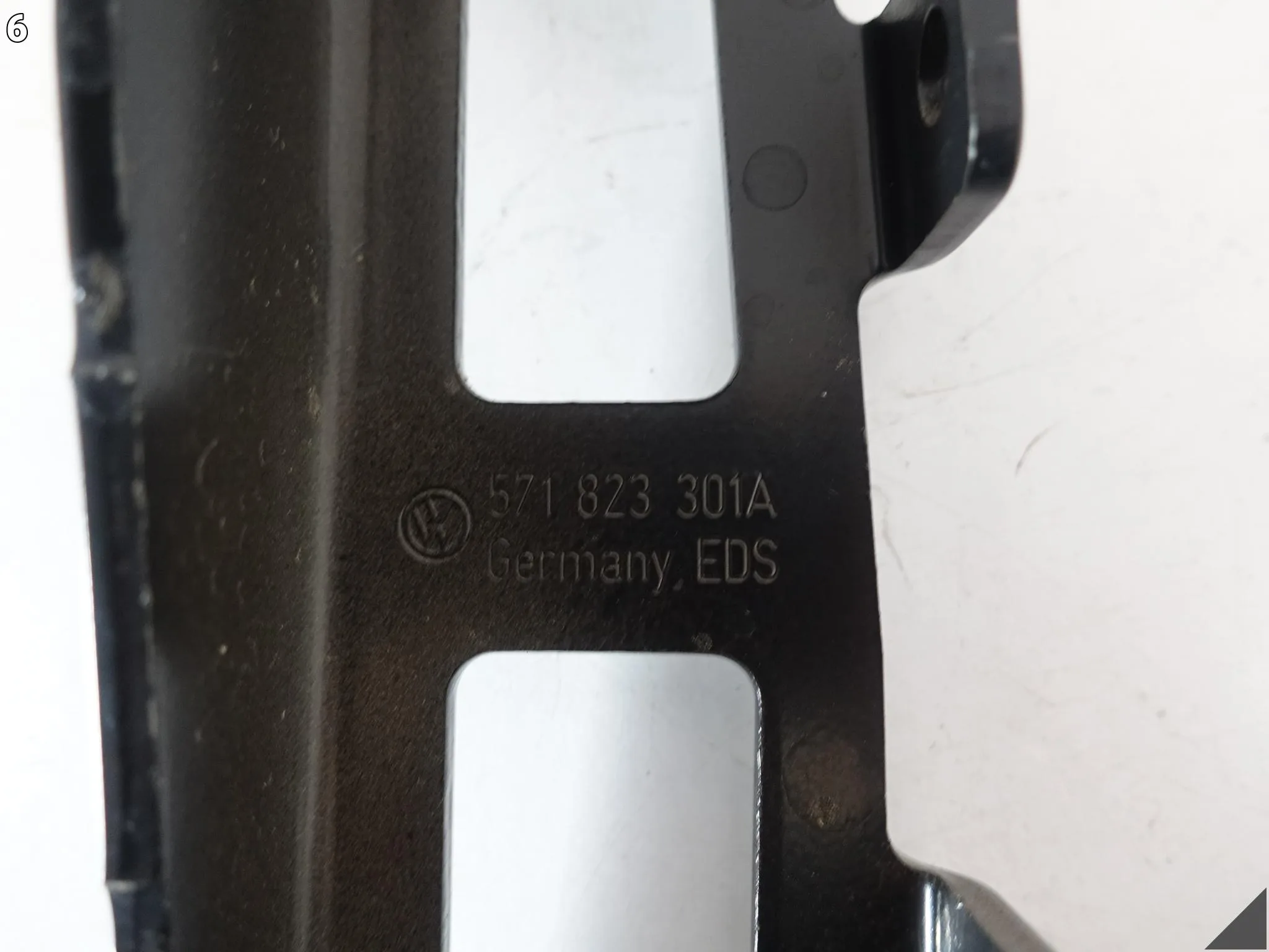 VW TIGUAN CT1 III 571 24- ZAWIAS MASKI POKRYWY SILNIKA LEWY PRZÓD LY9T VW TIGUAN CT1 III 571 24- ZAWIAS MASKI POKRYWY SILNIKA LEWY PRZÓD LY9T - obrazek 7