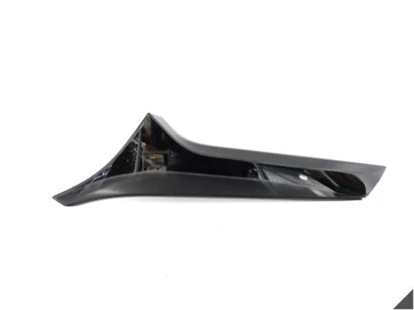 AUDI Q6 E-TRON 85H 23- LISTWA BLENDA SPOILER KLAPY LEWY TYŁ 85H854871 AUDI Q6 E-TRON 85H 23- LISTWA BLENDA SPOILER KLAPY LEWY TYŁ 85H854871