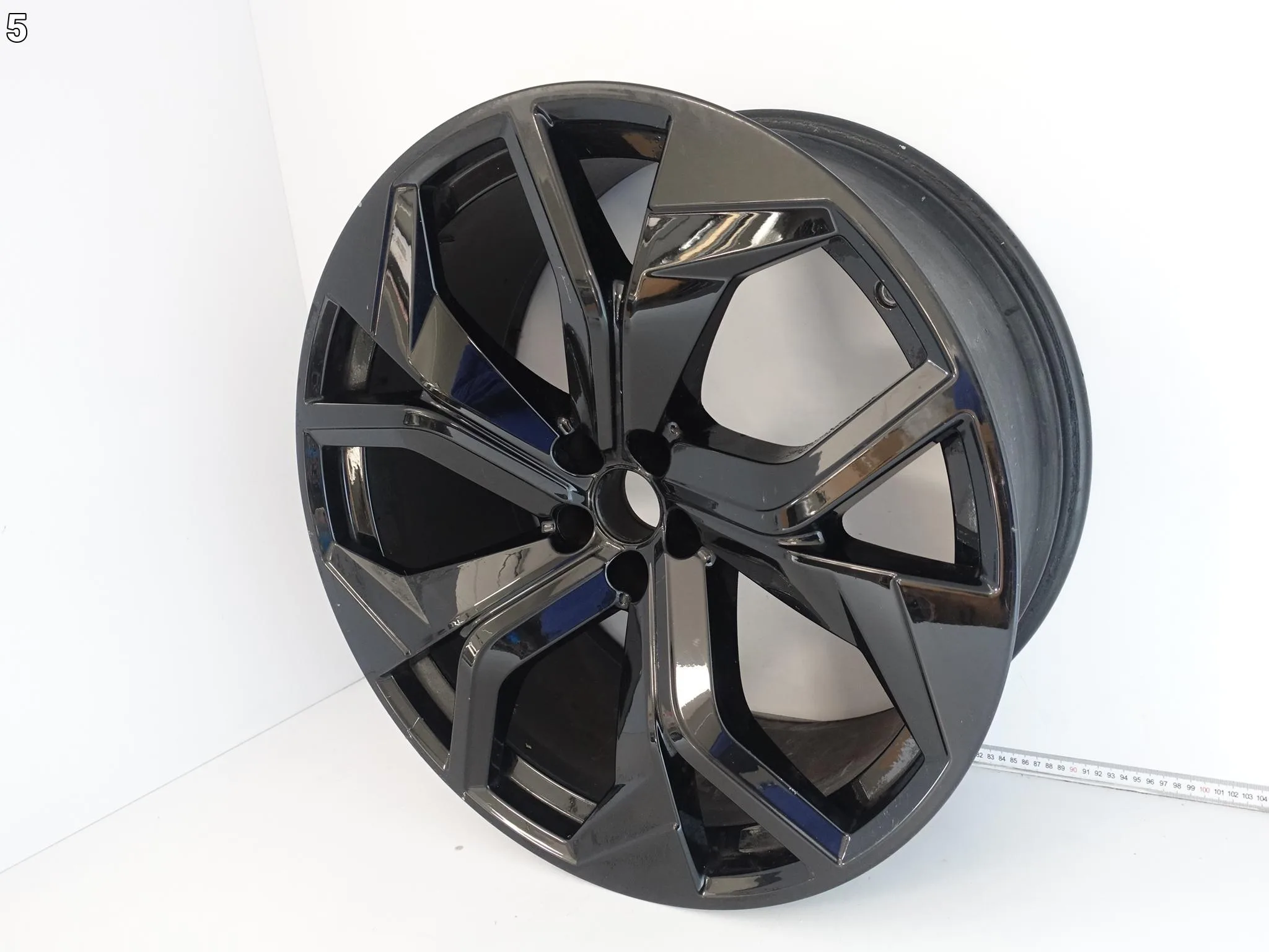 AUDI Q8 SQ8 RSQ8 4M8 18- FELGA 10.5Jx23 ET18 5×112 4M8601025AP AUDI Q8 SQ8 RSQ8 4M8 18- FELGA 10.5Jx23 ET18 5x112 4M8601025AP - obrazek 6