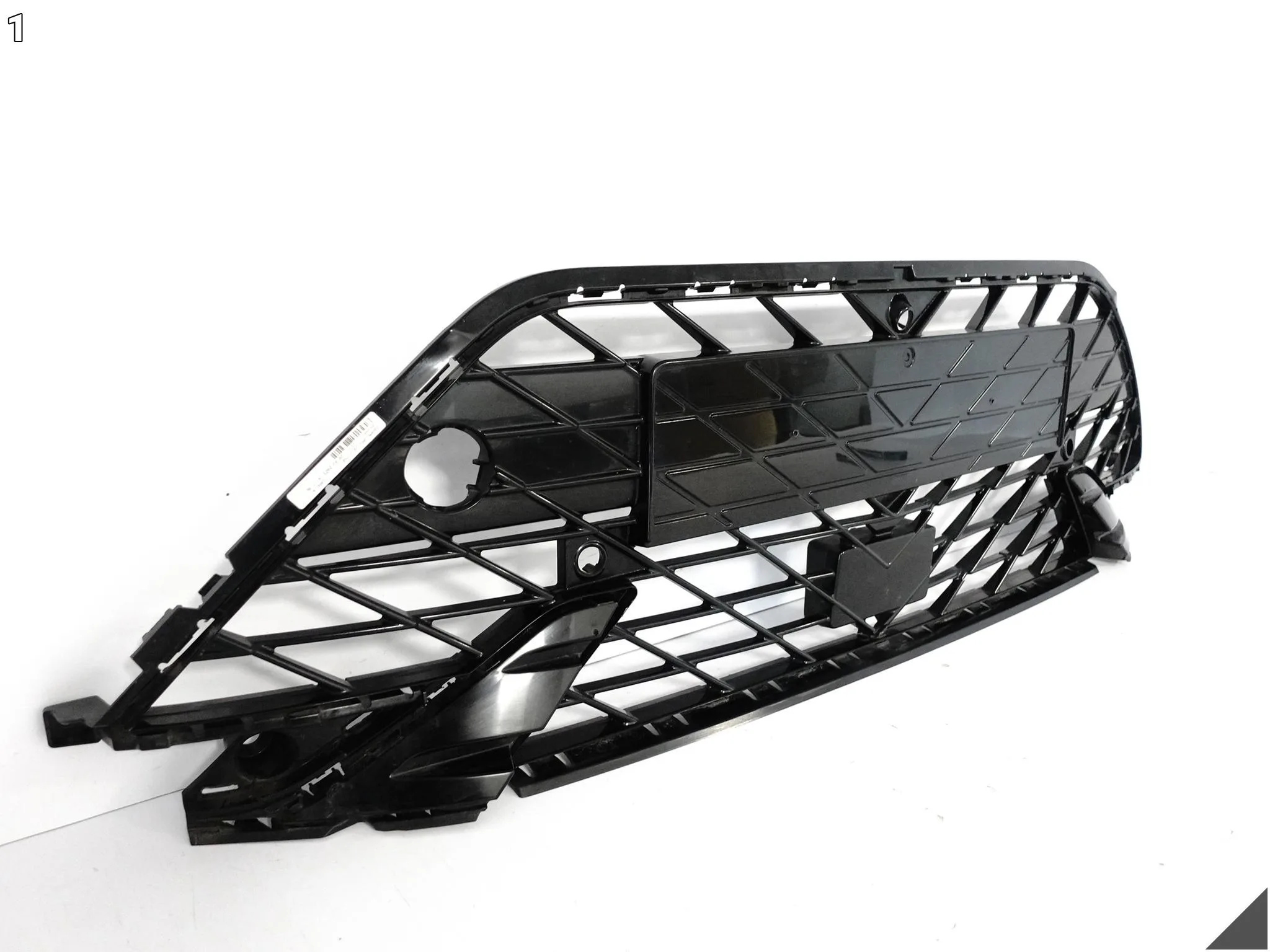 CUPRA ATECA 575 LIFT 20- GRILL ATRAPA KRATKA WLOT W ZDERZAK PRZÓD PDC CUPRA ATECA 575 LIFT 20- GRILL ATRAPA KRATKA WLOT W ZDERZAK PRZÓD PDC - obrazek 2