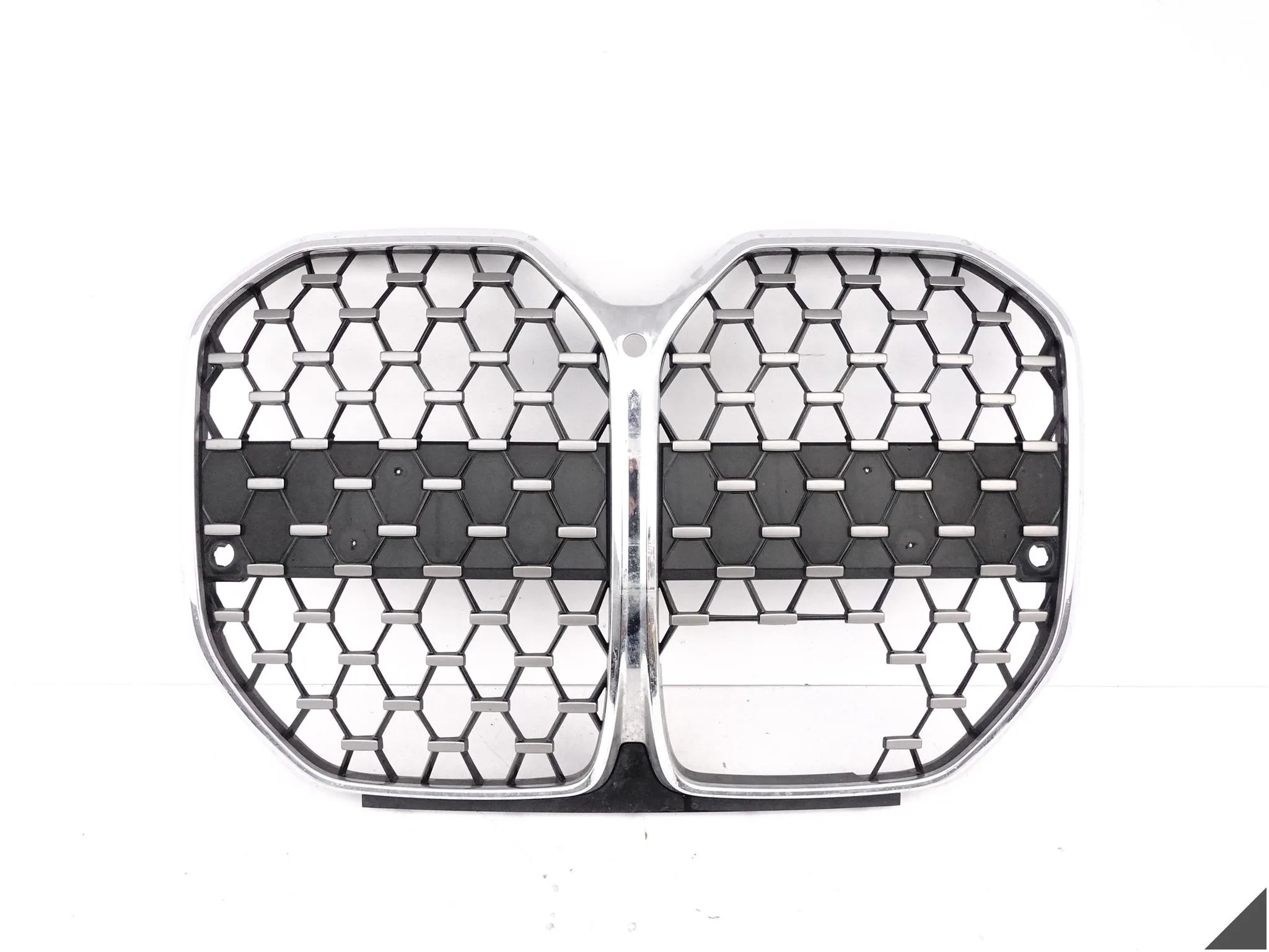 BMW 4 i4 G26 GRAN COUPE MSP M-PAKIET 21- ATRAPA NERKI GRILL ZDERZAKA PRZÓD BMW 4 i4 G26 GRAN COUPE MSP M-PAKIET 21- ATRAPA NERKI GRILL ZDERZAKA PRZÓD