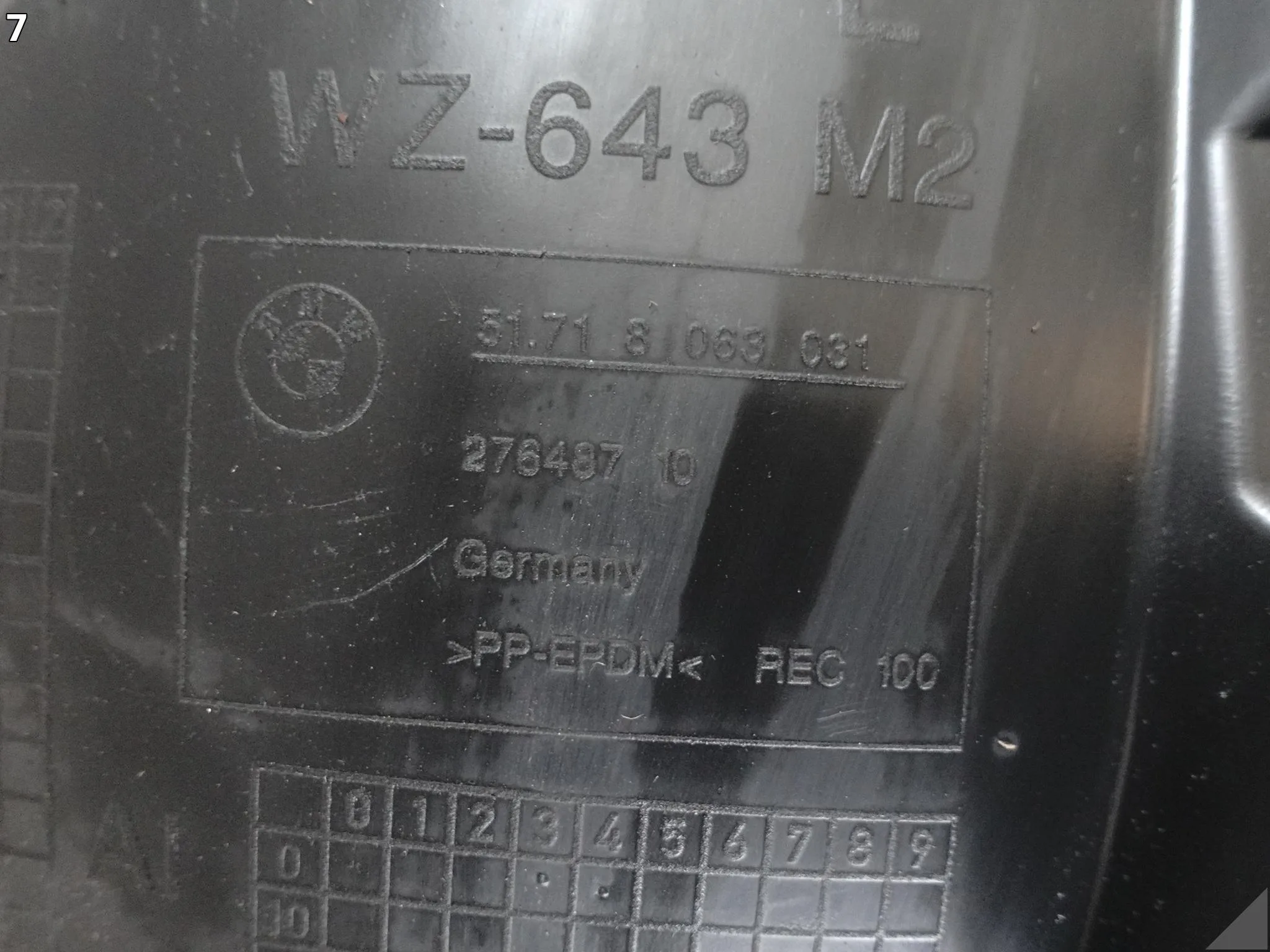 BMW M2 F87 13-21 NADKOLE OSŁONA WNĘKA KOŁA PRZEDNIA CZĘŚĆ LEWE PRZÓD BMW M2 F87 13-21 NADKOLE OSŁONA WNĘKA KOŁA PRZEDNIA CZĘŚĆ LEWE PRZÓD - obrazek 8