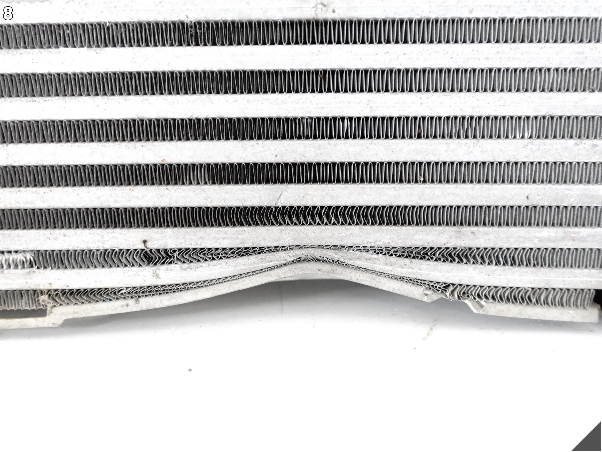 BMW X3 G01 X4 G02 INTERCOOLER CHŁODNICA POWIETRZA DOŁADOWUJĄCEGO PRZÓD BMW X3 G01 X4 G02 INTERCOOLER CHŁODNICA POWIETRZA DOŁADOWUJĄCEGO PRZÓD - obrazek 9