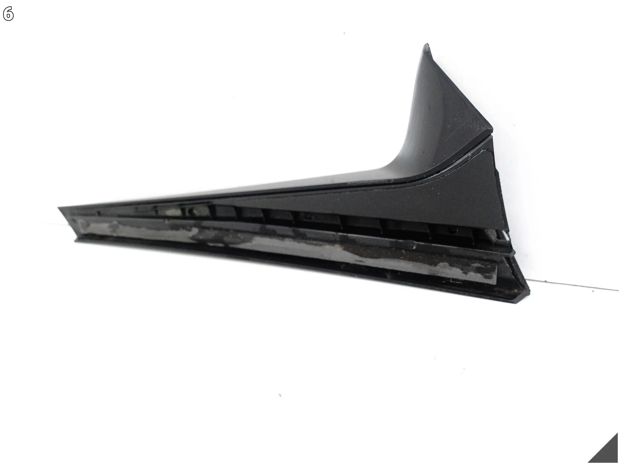 VW GOLF 8 VIII 5H9 VARIANT KOMBI 19- LISTWA BLENDA SPOILER KLAPY LEWY TYŁ VW GOLF 8 VIII 5H9 VARIANT KOMBI 19- LISTWA BLENDA SPOILER KLAPY LEWY TYŁ - obrazek 7