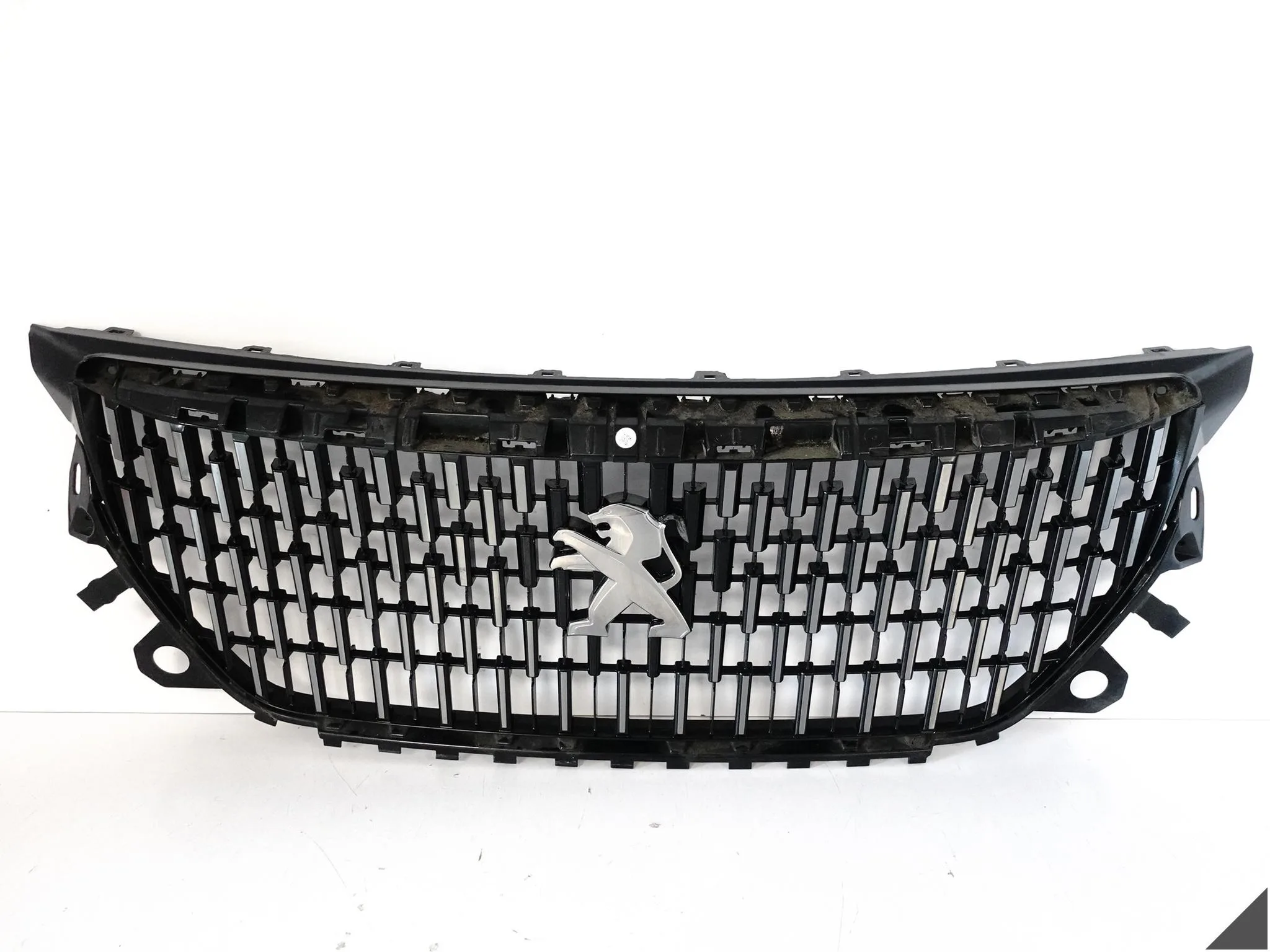 PEUGEOT 2008 II 2 19-23 GRILL ATRAPA KRATKA WLOT W ZDERZAK PRZÓD PEUGEOT 2008 II 2 19-23 GRILL ATRAPA KRATKA WLOT W ZDERZAK PRZÓD