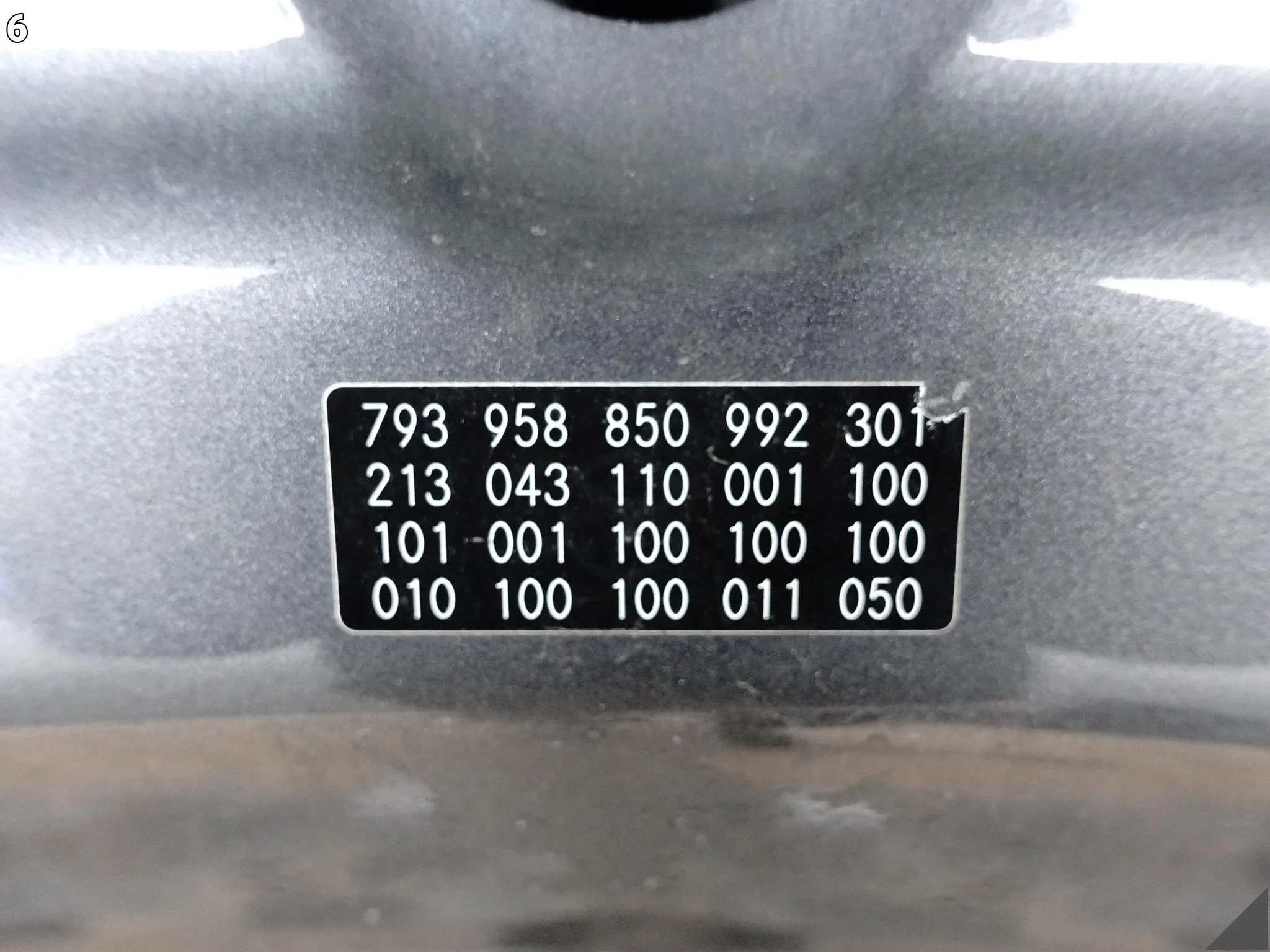 MERCEDES E-KLASA W213 S213 X213 16-20 MASKA POKRYWA SILNIKA PRZÓD B.ŁADNA MERCEDES E-KLASA W213 S213 X213 16-20 MASKA POKRYWA SILNIKA PRZÓD B.ŁADNA - obrazek 7