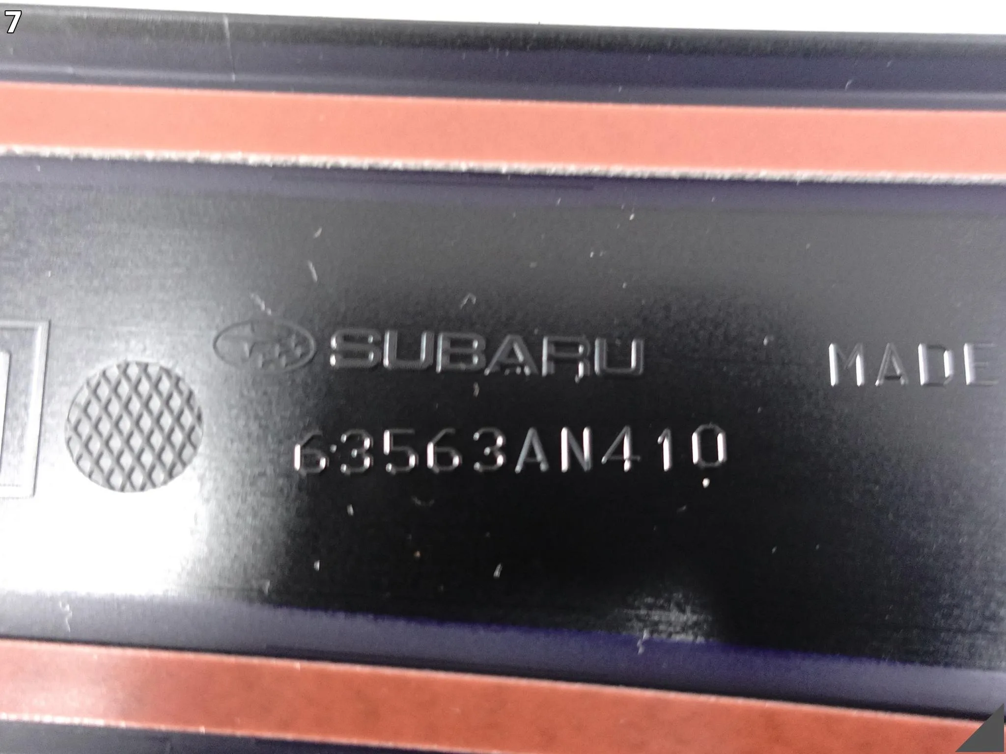 SUBARU OUTBACK VI 6 19-25 OSŁONA SŁUPKA B LISTWA DRZWI NAKŁADKA LEWA PRZÓD SUBARU OUTBACK VI 6 19-25 OSŁONA SŁUPKA B LISTWA DRZWI NAKŁADKA LEWA PRZÓD - obrazek 8
