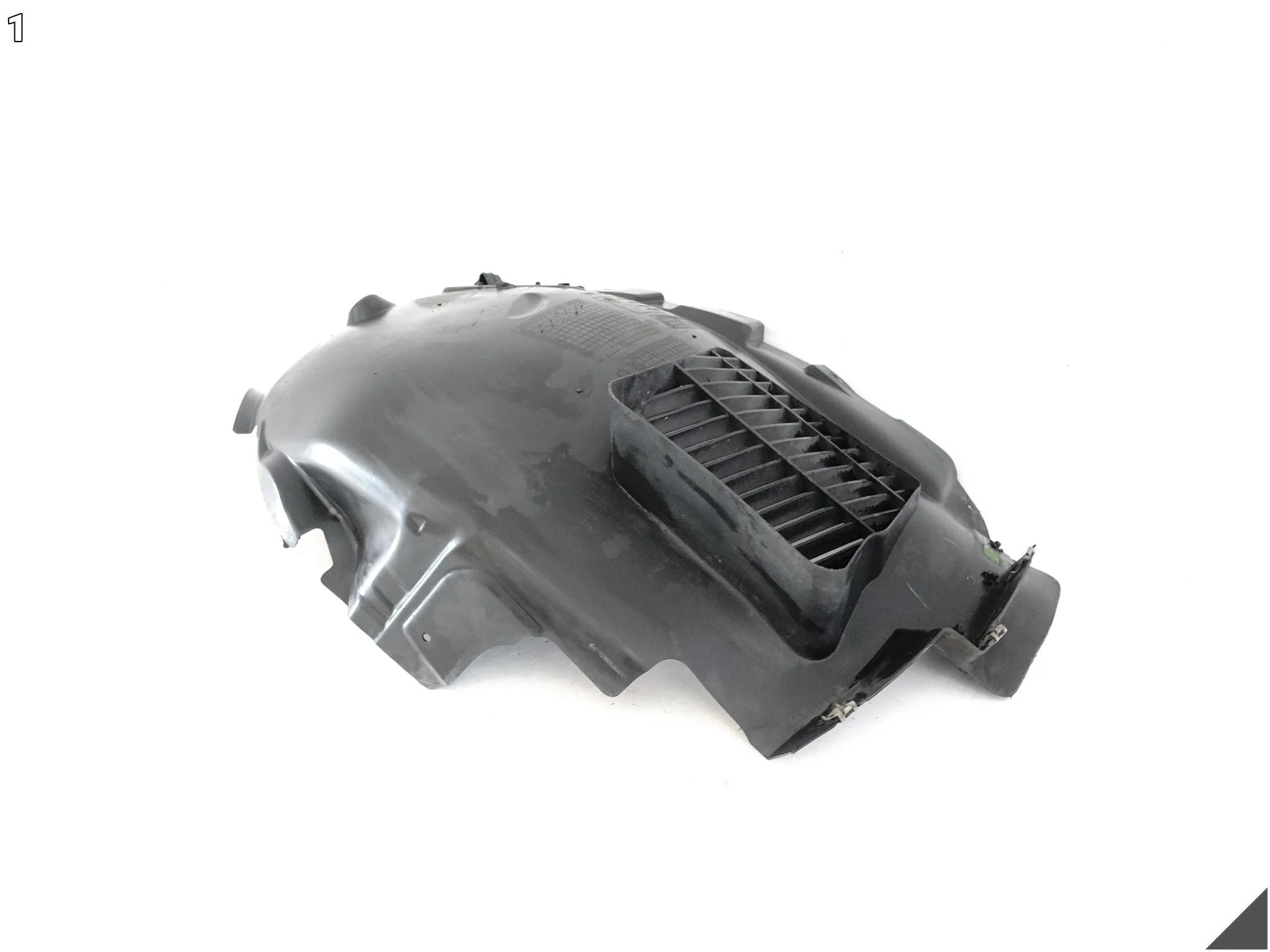 BMW M2 F87 13-21 NADKOLE OSŁONA WNĘKA KOŁA PRZEDNIA CZĘŚĆ LEWE PRZÓD BMW M2 F87 13-21 NADKOLE OSŁONA WNĘKA KOŁA PRZEDNIA CZĘŚĆ LEWE PRZÓD - obrazek 2