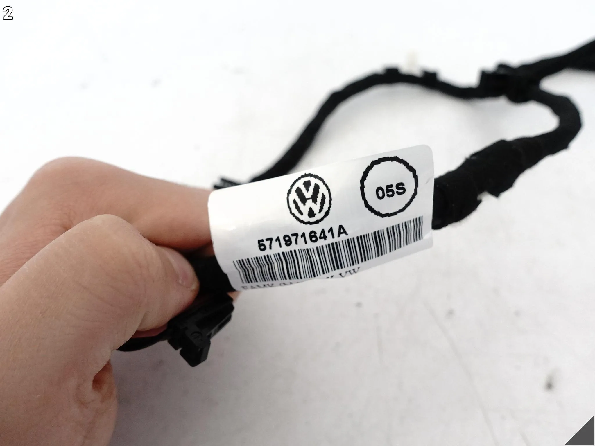 VW TIGUAN CT1 III 571 24- WIĄZKA INSTALACJA PRZEWÓD TUNEL ŚRODKOWY VW TIGUAN CT1 III 571 24- WIĄZKA INSTALACJA PRZEWÓD TUNEL ŚRODKOWY - obrazek 3
