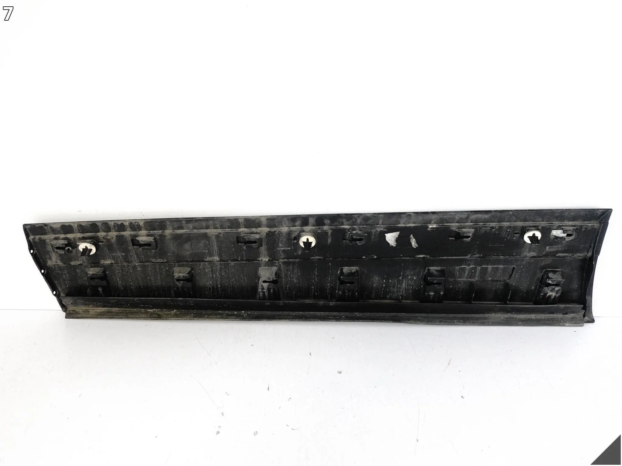 RANGE ROVER VELAR L560 17- LISTWA NAKŁADKA DRZWI PRAWA PRZÓD J8A2-21064-B RANGE ROVER VELAR L560 17- LISTWA NAKŁADKA DRZWI PRAWA PRZÓD J8A2-21064-B - obrazek 8