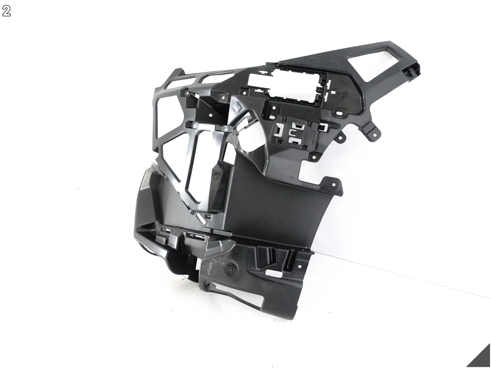 BMW X1 U11 BASIS / ZWYKŁY 22- ŚLIZG WSPORNIK ZDERZAKA LEWY PRZÓD 9883583 BMW X1 U11 BASIS / ZWYKŁY 22- ŚLIZG WSPORNIK ZDERZAKA LEWY PRZÓD 9883583 - obrazek 3