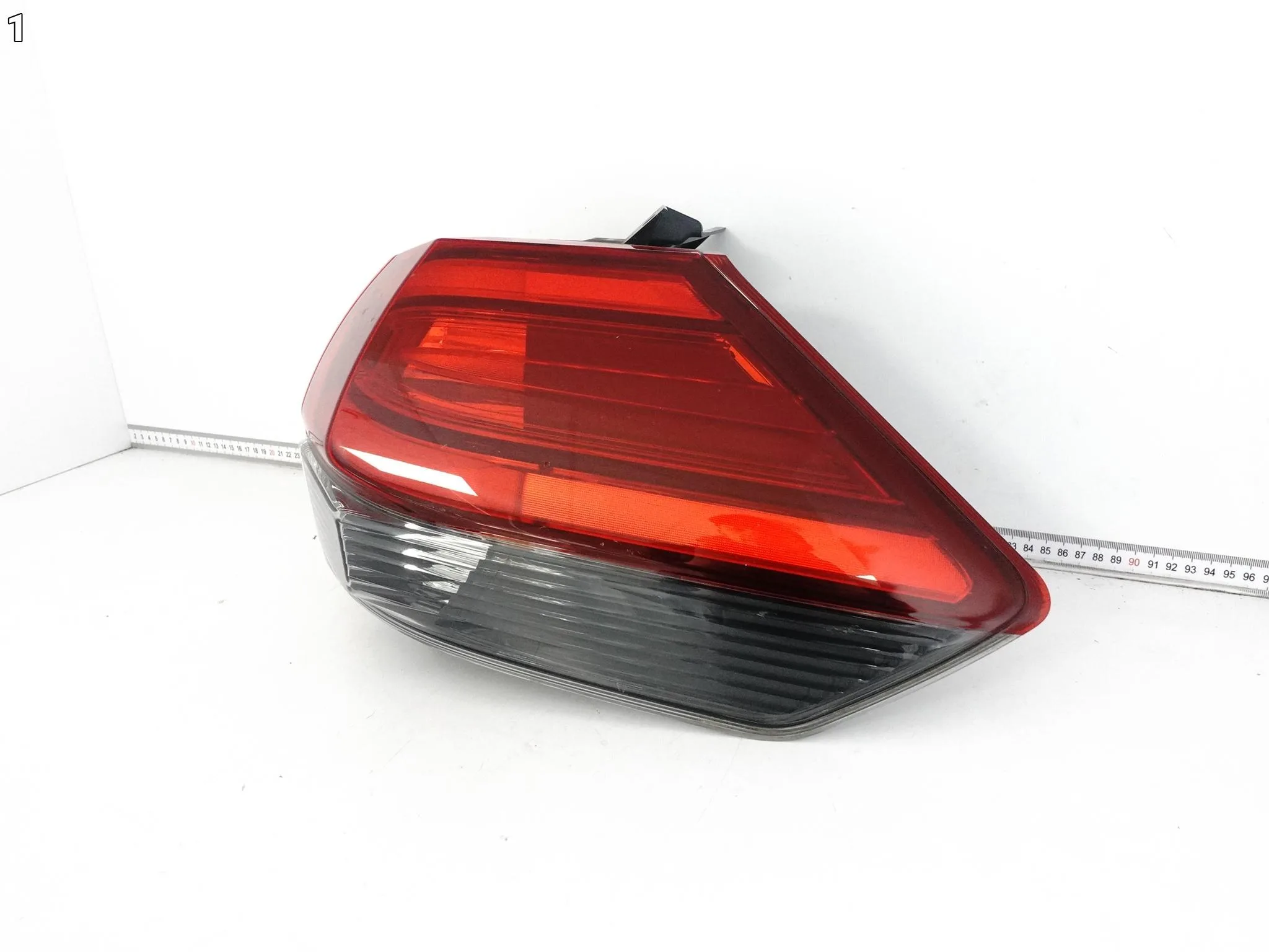 NISSAN X-TRAIL III 3 T32 LIFT 17-21 LAMPA LED PRAWA TYŁ EUROPA NISSAN X-TRAIL III 3 T32 LIFT 17-21 LAMPA LED PRAWA TYŁ EUROPA - obrazek 2