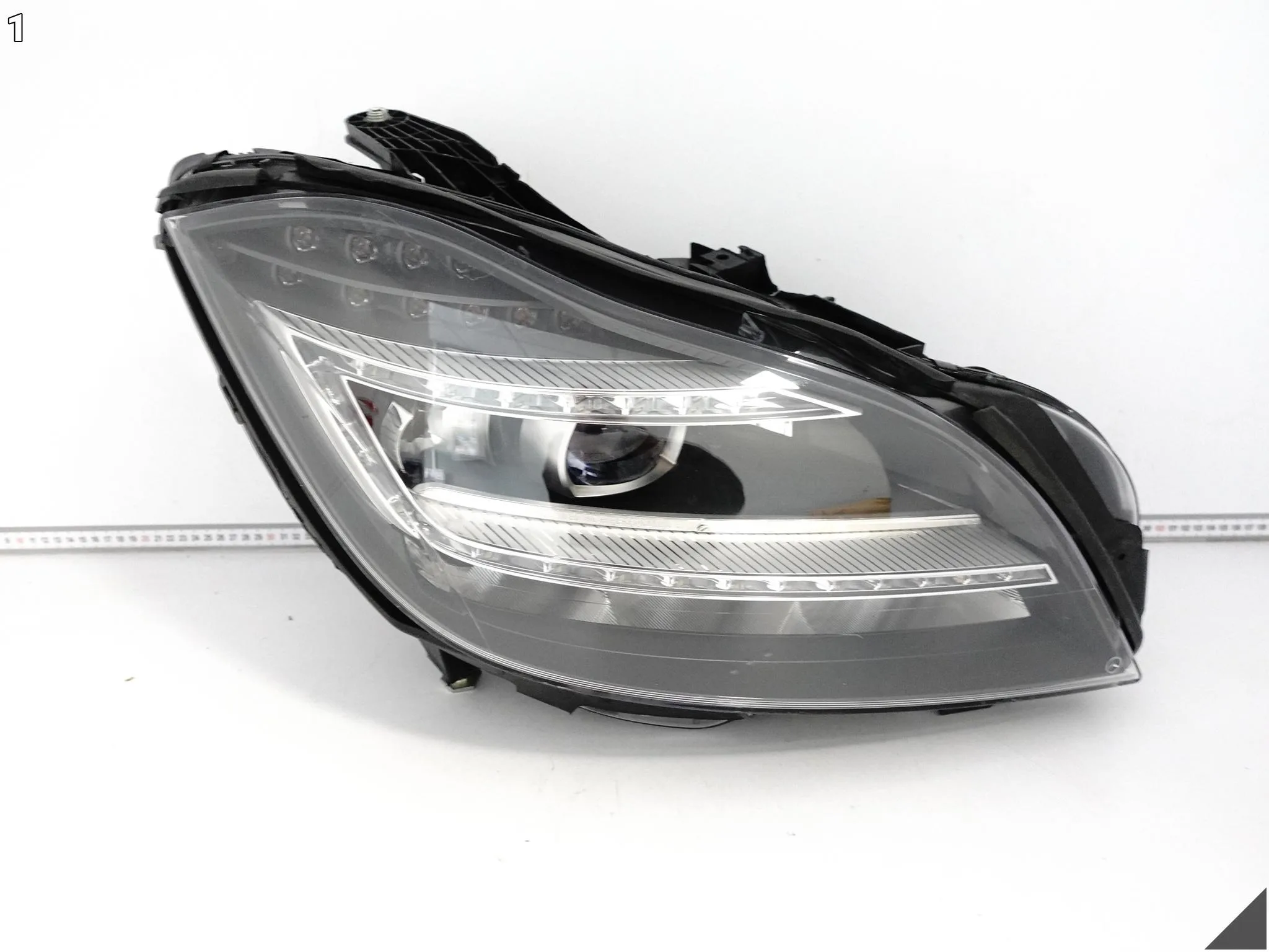 MERCEDES CLS C218 X218 W218 10-14 LAMPA FULL LED HIGH PERFORMANCE PRAWA UK MERCEDES CLS C218 X218 W218 10-14 LAMPA FULL LED HIGH PERFORMANCE PRAWA UK - obrazek 2