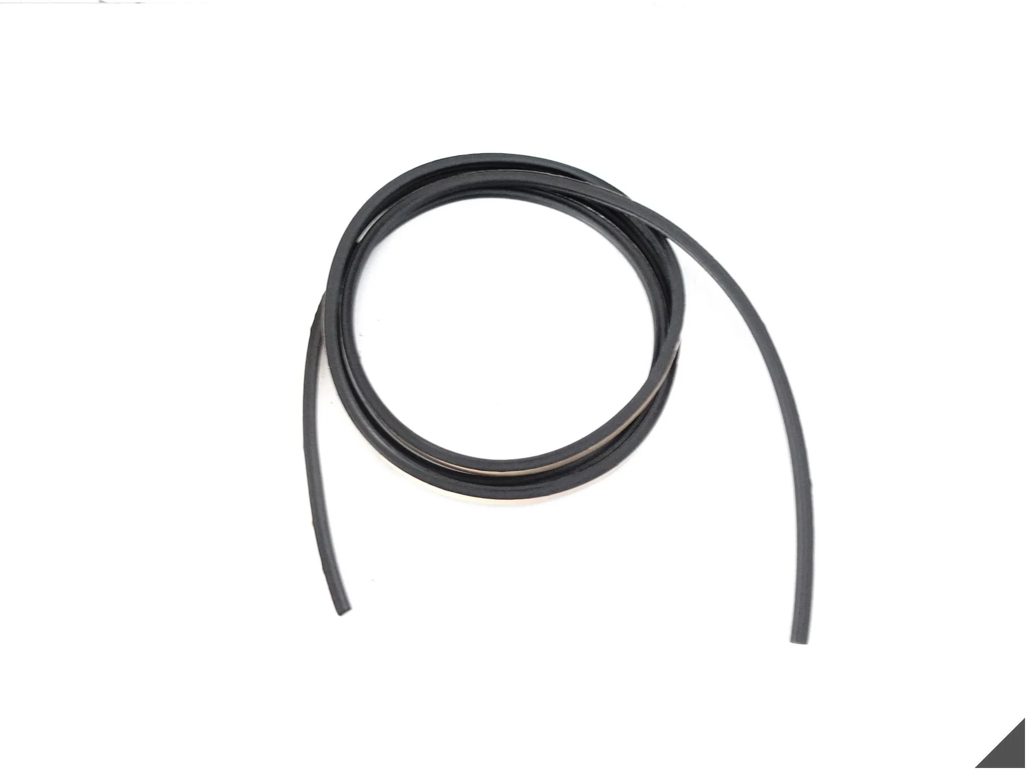 TOYOTA LEXUS USZCZELKA SZCZELNIENIE SZYBY KLAPY BAGAŻNIKA TYŁ 56117-50140 TOYOTA LEXUS USZCZELKA SZCZELNIENIE SZYBY KLAPY BAGAŻNIKA TYŁ 56117-50140