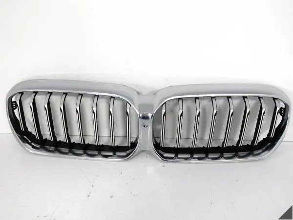 BMW 5 G30 G31 LCI LIFT 20-24 GRILL ATRAPA NERKI W ZDERZAK PRZÓD BMW 5 G30 G31 LCI LIFT 20-24 GRILL ATRAPA NERKI W ZDERZAK PRZÓD