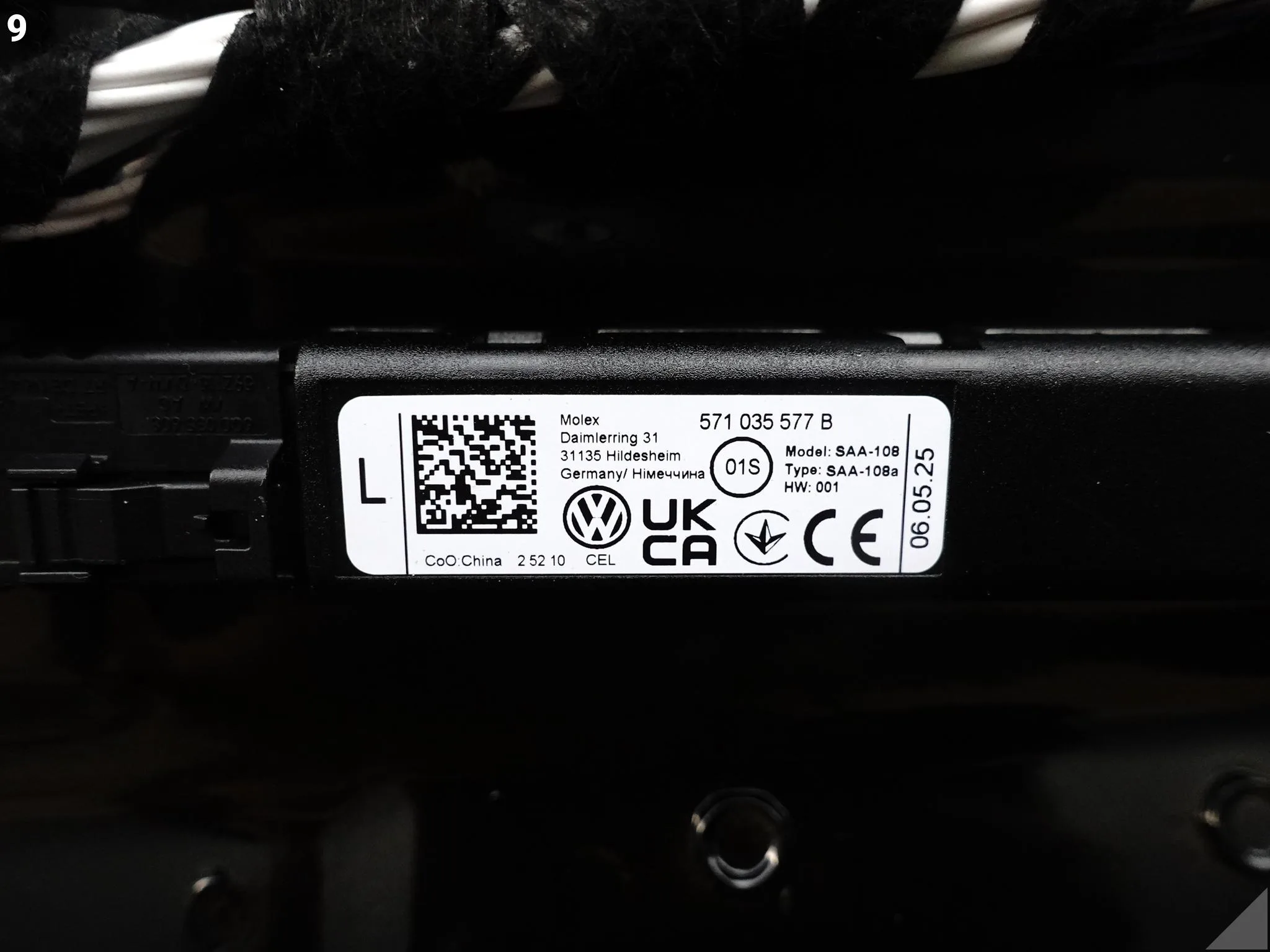 VW TIGUAN CT1 III 571 24- KLAPA POKRYWA BAGAŻNIKA SZYBA KOLOR Y9T LY9T VW TIGUAN CT1 III 571 24- KLAPA POKRYWA BAGAŻNIKA SZYBA KOLOR Y9T LY9T - obrazek 10