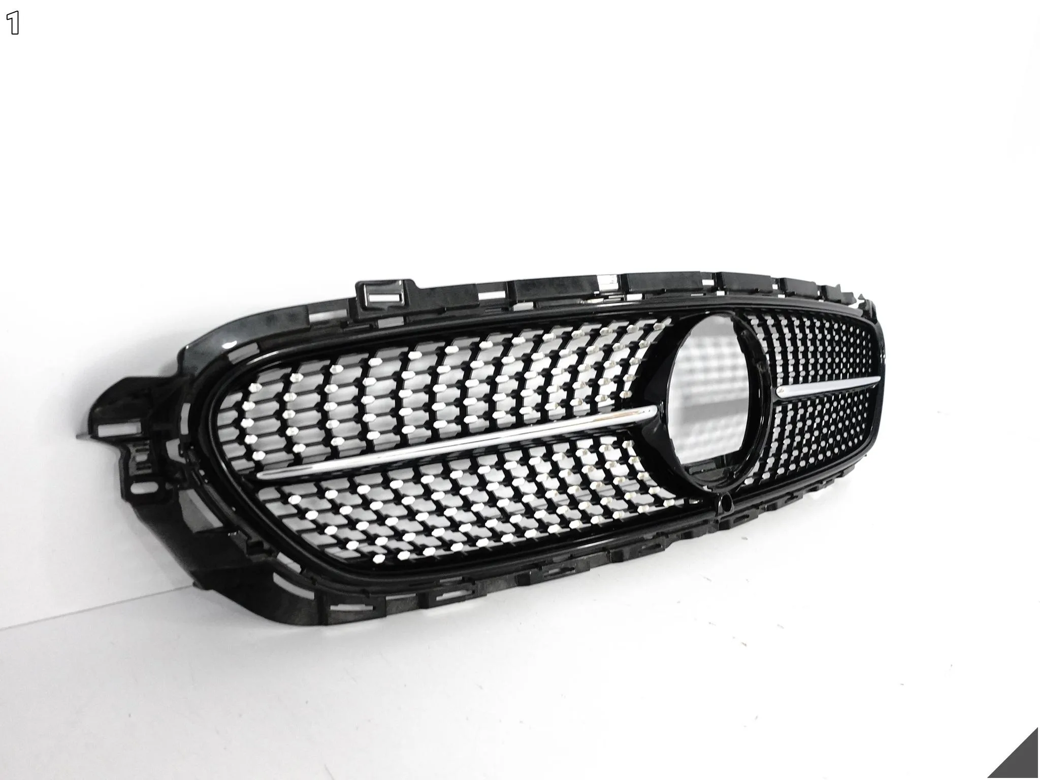MERCEDES E-KLASA W213 C238 AMG MOPF LIFT 20-23 GRILL ATRAPA W ZDERZAK PRZÓD MERCEDES E-KLASA W213 C238 AMG MOPF LIFT 20-23 GRILL ATRAPA W ZDERZAK PRZÓD - obrazek 2