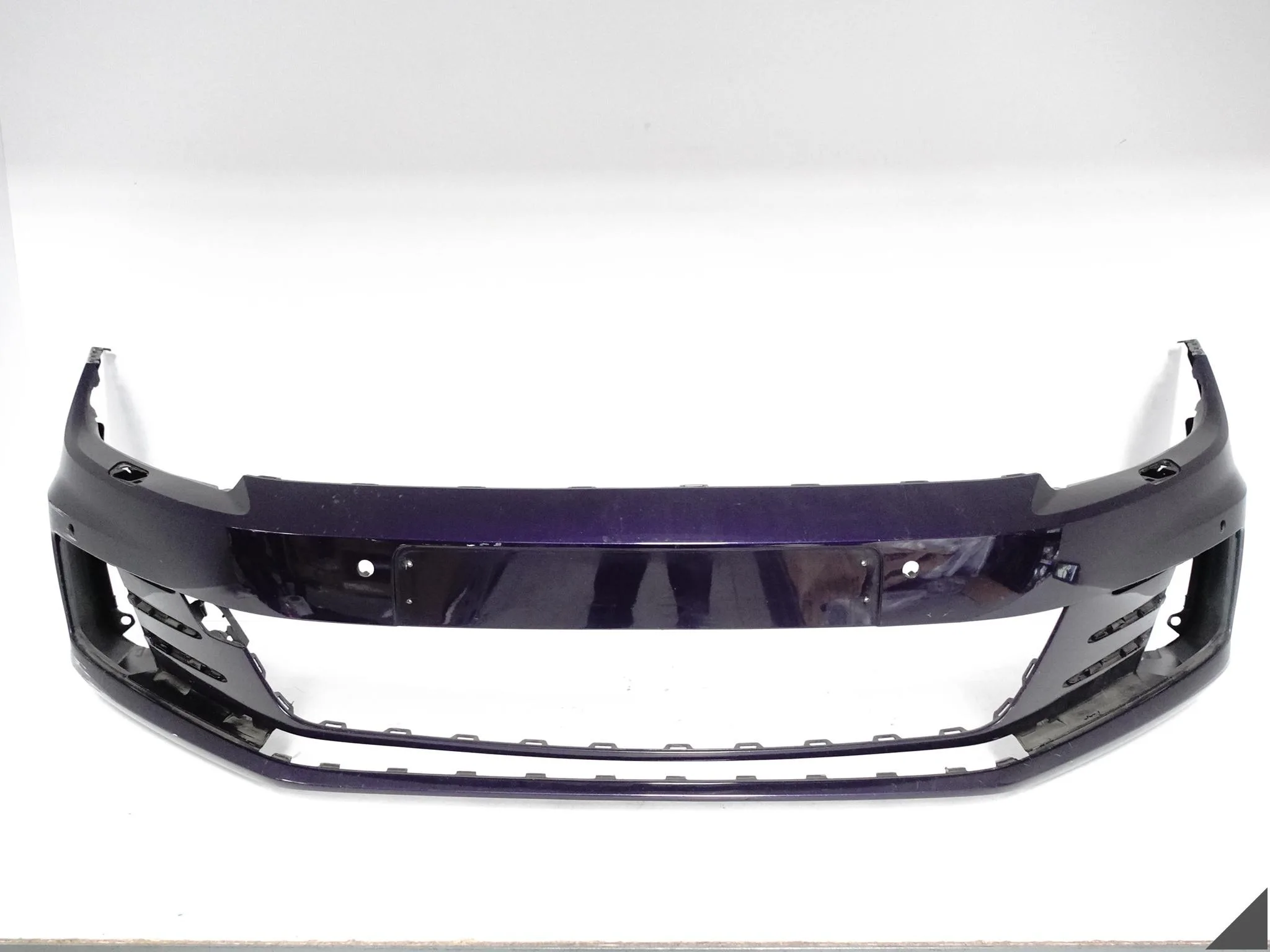 VW SCIROCCO 1K8 14-17 LIFT ZDERZAK BUMPER PRZÓD (4xPDC/SPRYSKI) 1K8807221N VW SCIROCCO 1K8 14-17 LIFT ZDERZAK BUMPER PRZÓD (4xPDC/SPRYSKI) 1K8807221N