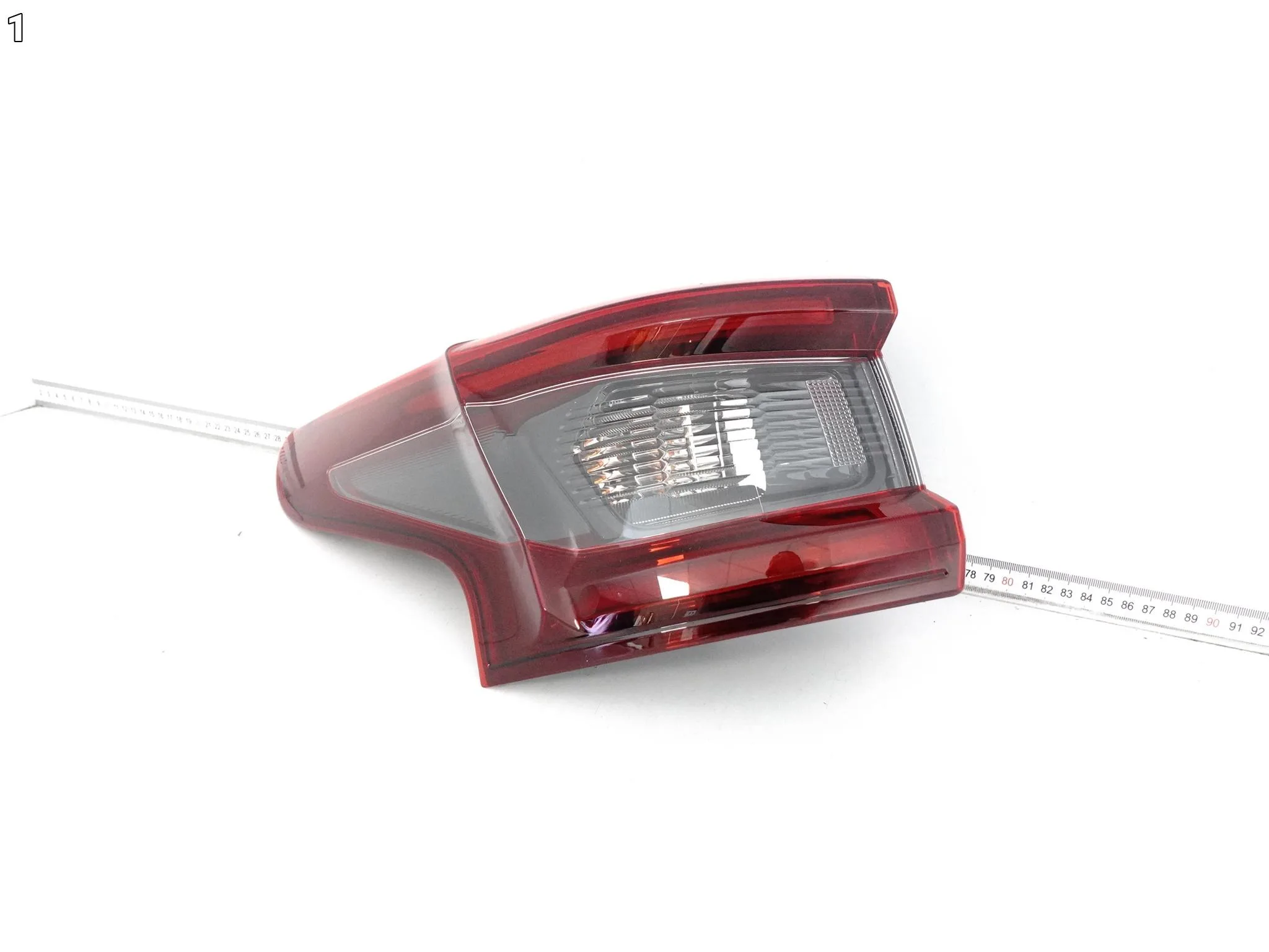 NISSAN QASHQAI II 2 J11 LIFT 17-21 LAMPA LED W BŁOTNIK LEWA TYŁ EUROPA NISSAN QASHQAI II 2 J11 LIFT 17-21 LAMPA LED W BŁOTNIK LEWA TYŁ EUROPA - obrazek 2
