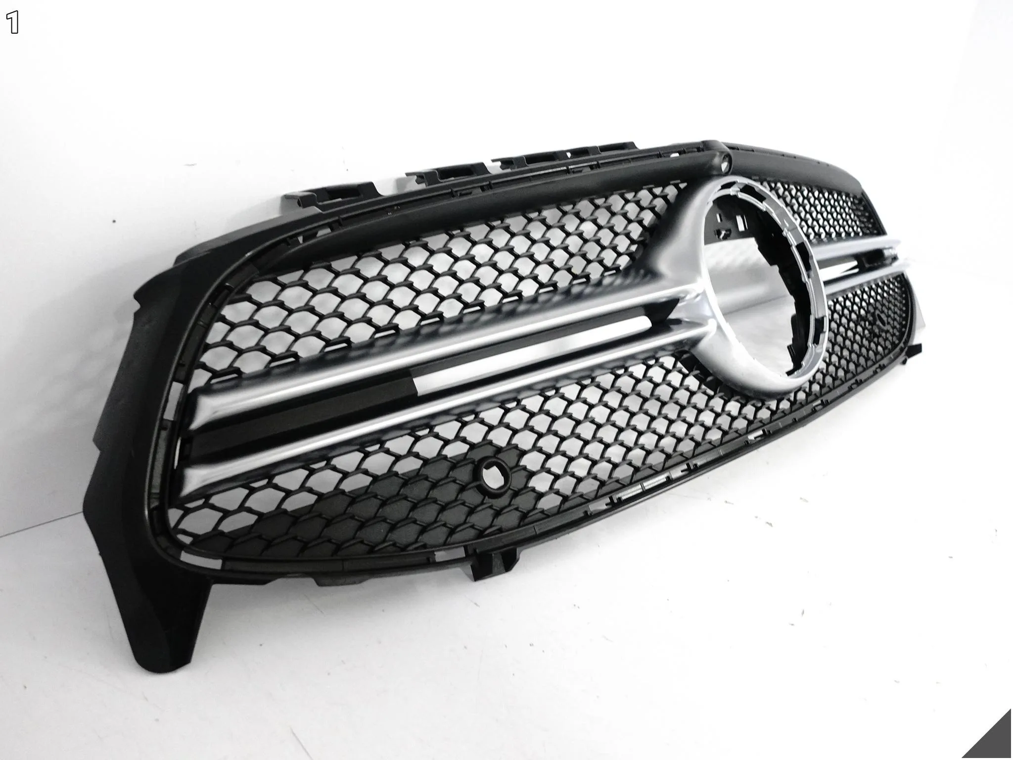 MERCEDES CLA C118 35 AMG CLA35 19-25 GRILL ATRAPA WLOT W ZDERZAK PRZÓD PDC MERCEDES CLA C118 35 AMG CLA35 19-25 GRILL ATRAPA WLOT W ZDERZAK PRZÓD PDC - obrazek 2