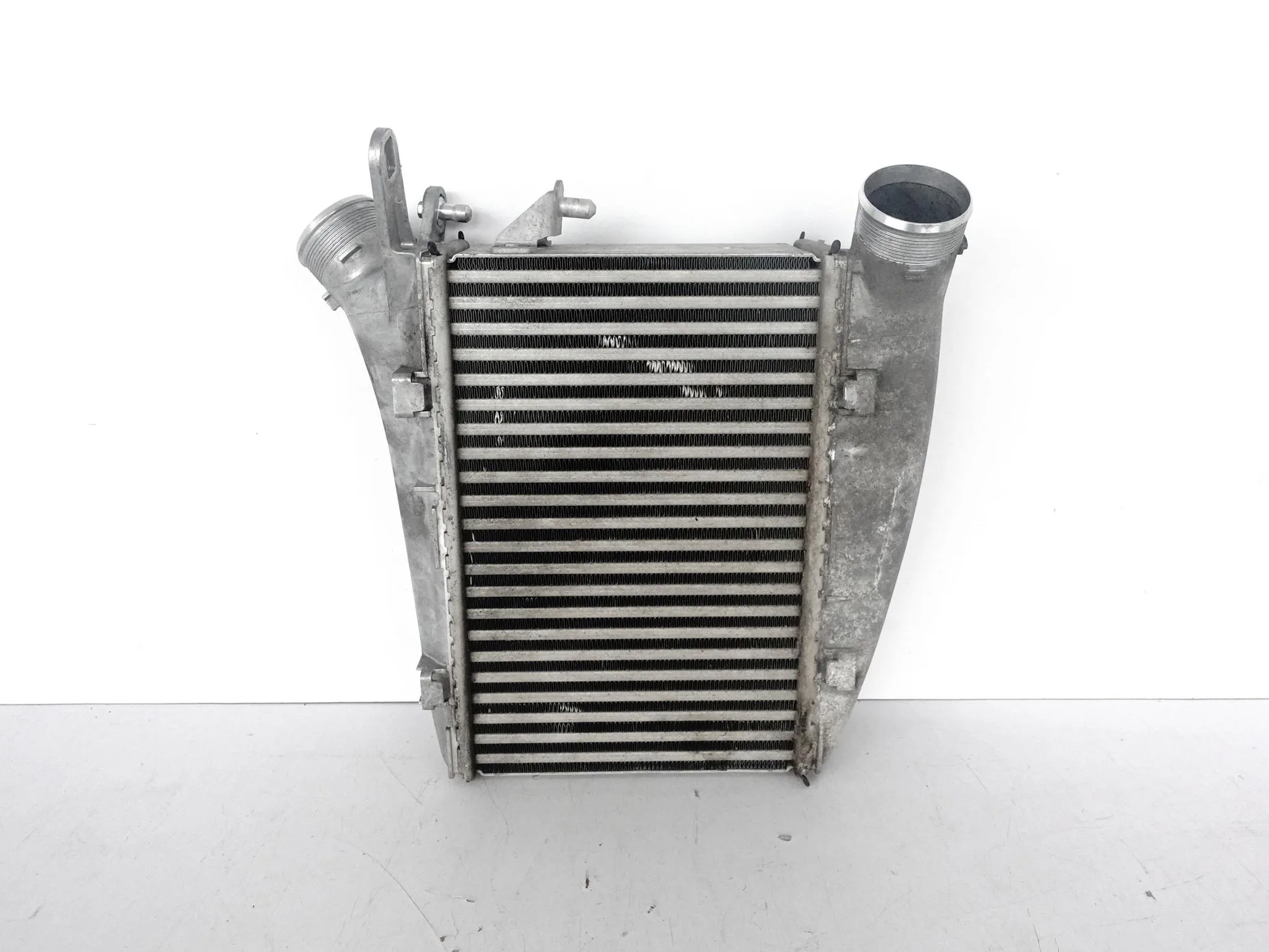 AUDI RS6 4K0 RS7 4K8 C8 4.0 TFSI CHŁODNICA INTERCOOLER LEWY PRZÓD AUDI RS6 4K0 RS7 4K8 C8 4.0 TFSI CHŁODNICA INTERCOOLER LEWY PRZÓD