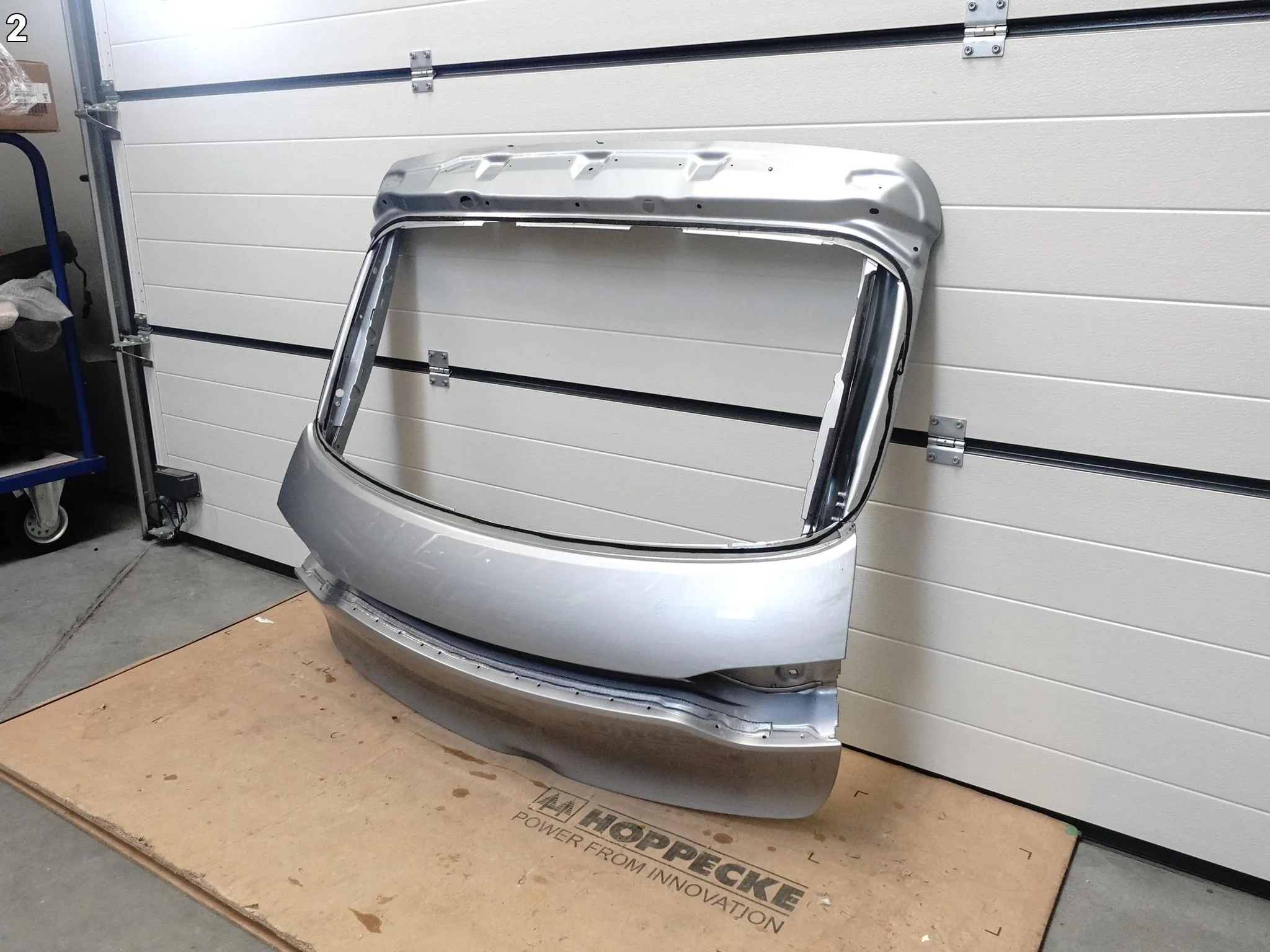 PORSCHE MACAN 95B LIFT GTS TURBO 19-25 KLAPA POKRYWA BAGAŻNIKA TYŁ PORSCHE MACAN 95B LIFT GTS TURBO 19-25 KLAPA POKRYWA BAGAŻNIKA TYŁ - obrazek 3