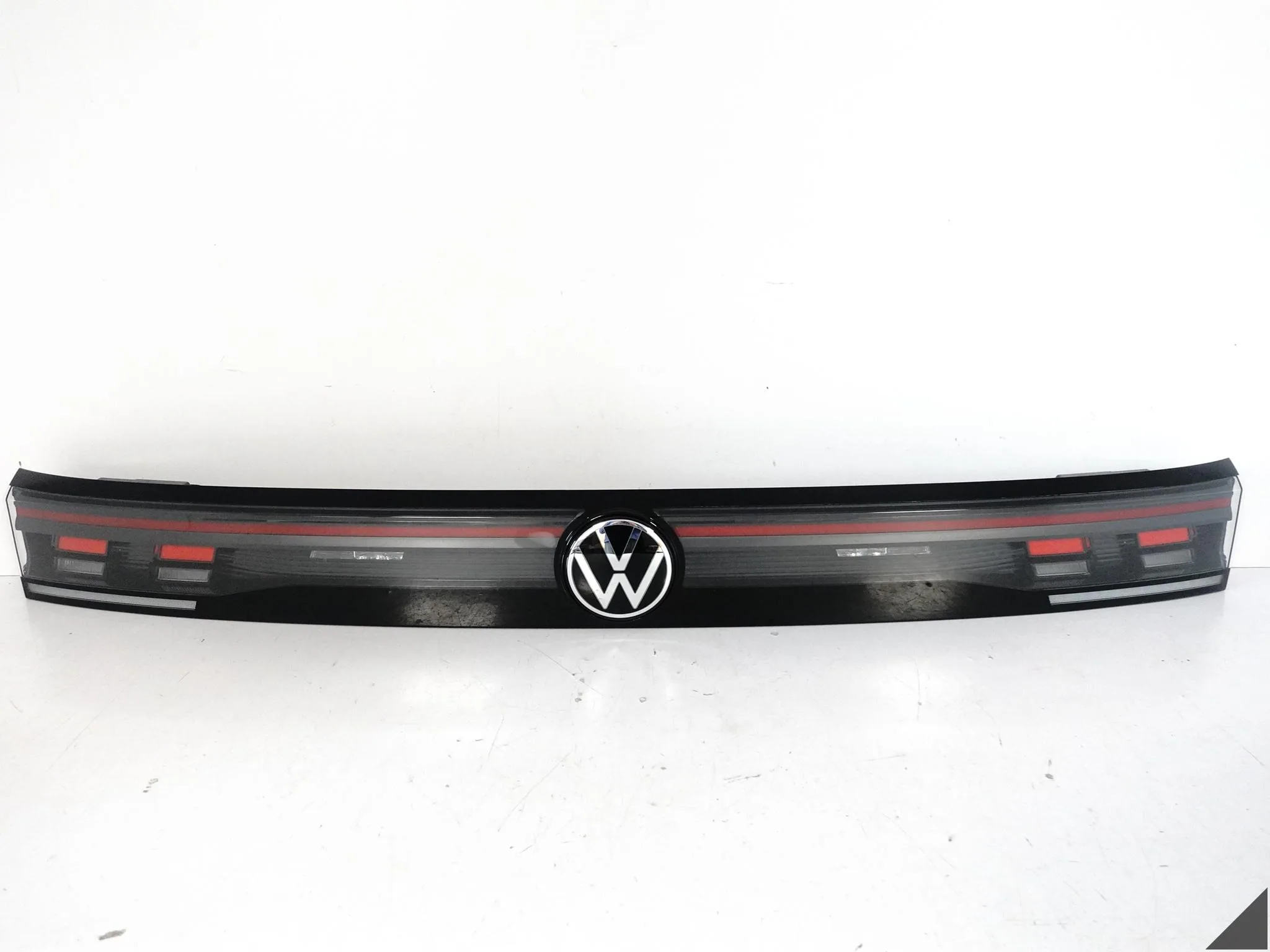 VW TIGUAN CT1 III 571 24- LAMPA BLENDA LED IQ.LIGHT W KLAPĘ TYŁ EU DEMONTAŻ VW TIGUAN CT1 III 571 24- LAMPA BLENDA LED IQ.LIGHT W KLAPĘ TYŁ EU DEMONTAŻ