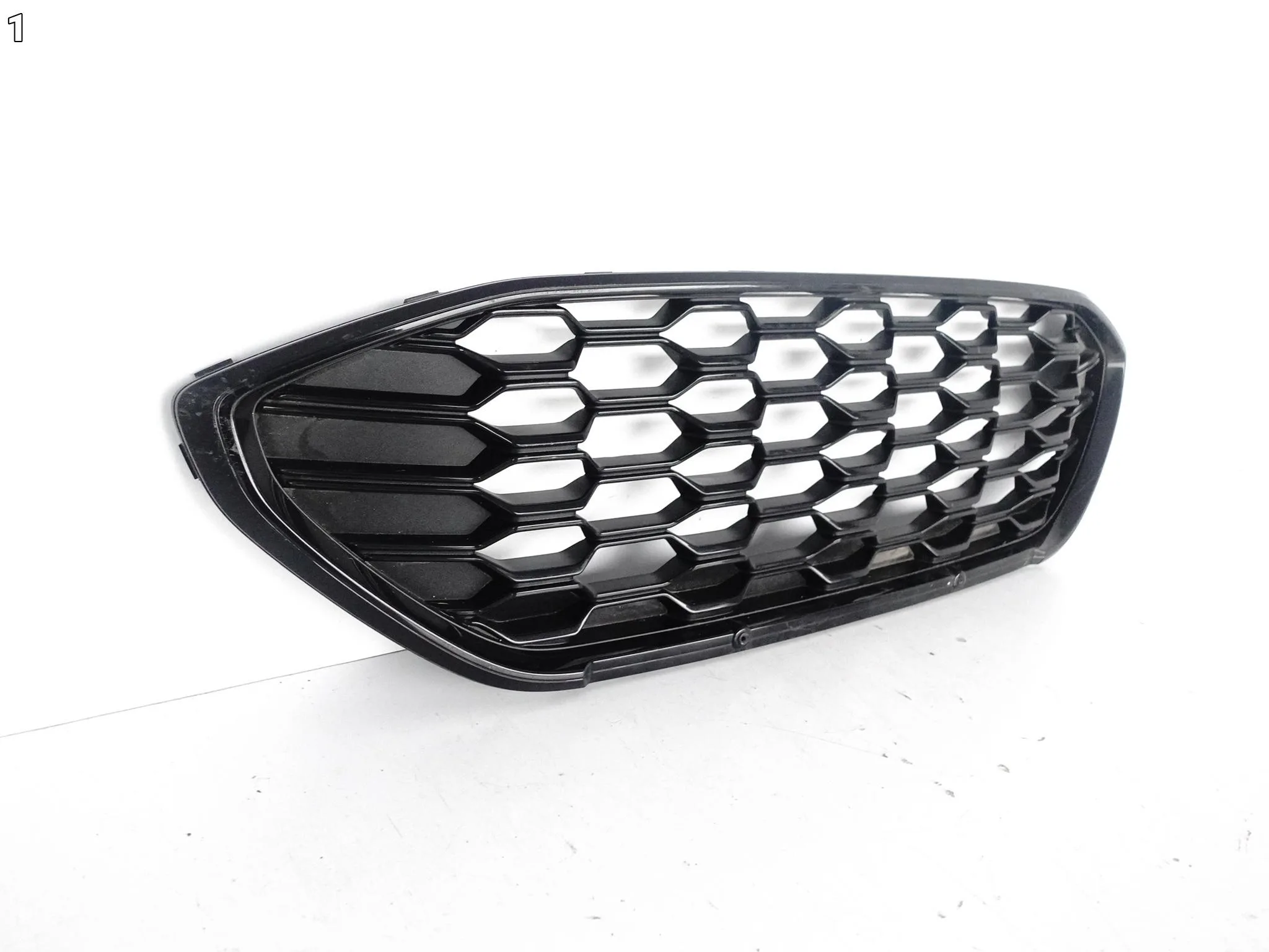 FORD PUMA II 2 MK2 BX726 ST-LINE 19-24 GRILL ATRAPA KRATKA W ZDERZAK PRZÓD FORD PUMA II 2 MK2 BX726 ST-LINE 19-24 GRILL ATRAPA KRATKA W ZDERZAK PRZÓD - obrazek 2