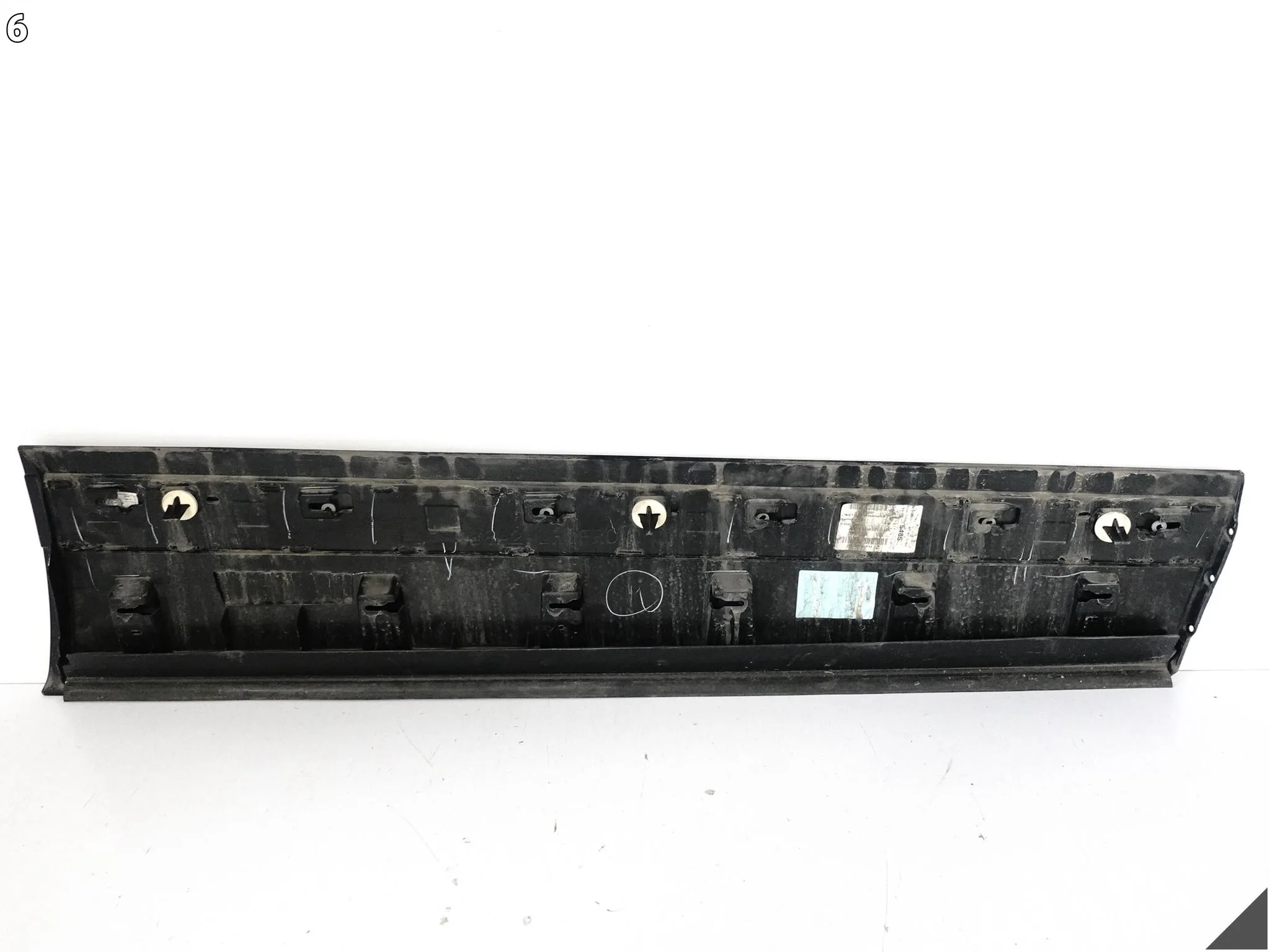 RANGE ROVER VELAR L560 17- LISTWA NAKŁADKA NA DRZWI LEWA PRZÓD J8A2-21065-B RANGE ROVER VELAR L560 17- LISTWA NAKŁADKA NA DRZWI LEWA PRZÓD J8A2-21065-B - obrazek 7