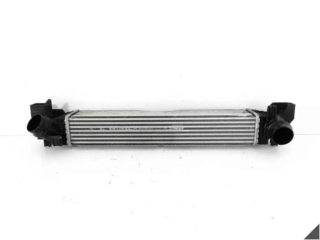 BMW F39 F45 F46 F48 F54 F55 F56 F57 F60 INTERCOOLER CHŁODNICA PRZÓD
