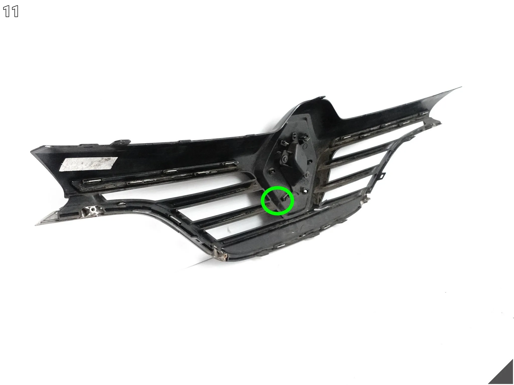 RENAULT MEGANE IV 4 16-20 ATRAPA GRILL W ZDERZAK PRZÓD 622562805R RENAULT MEGANE IV 4 16-20 ATRAPA GRILL W ZDERZAK PRZÓD 622562805R - obrazek 12