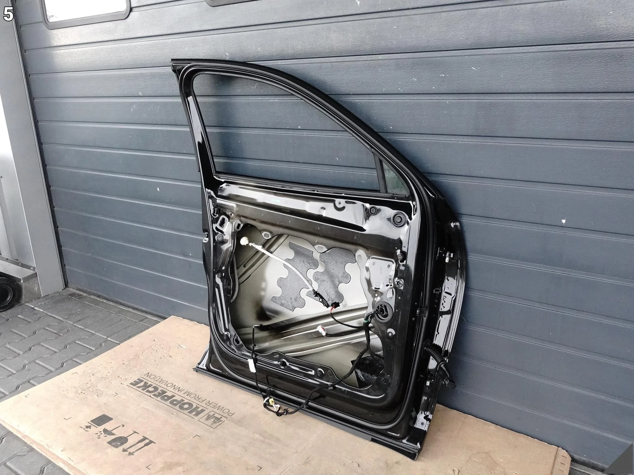 VW TIGUAN CT1 III 571 24- DRZWI LEWE PRZÓD DEMONTAŻ KOLOR Y9T LY9T VW TIGUAN CT1 III 571 24- DRZWI LEWE PRZÓD DEMONTAŻ KOLOR Y9T LY9T - obrazek 6